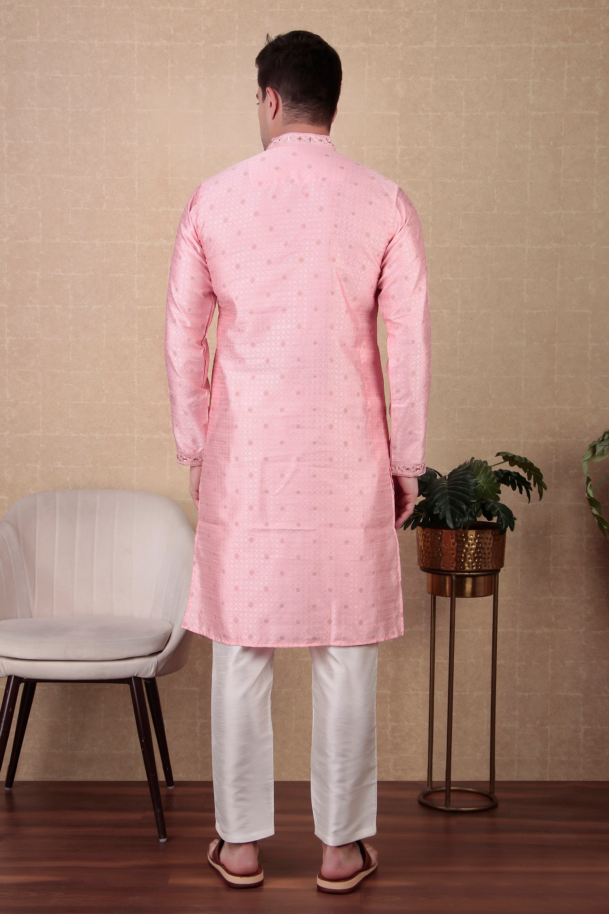 Pink Jacquard Silk Kurta Payjama – Trendy Traditional Look