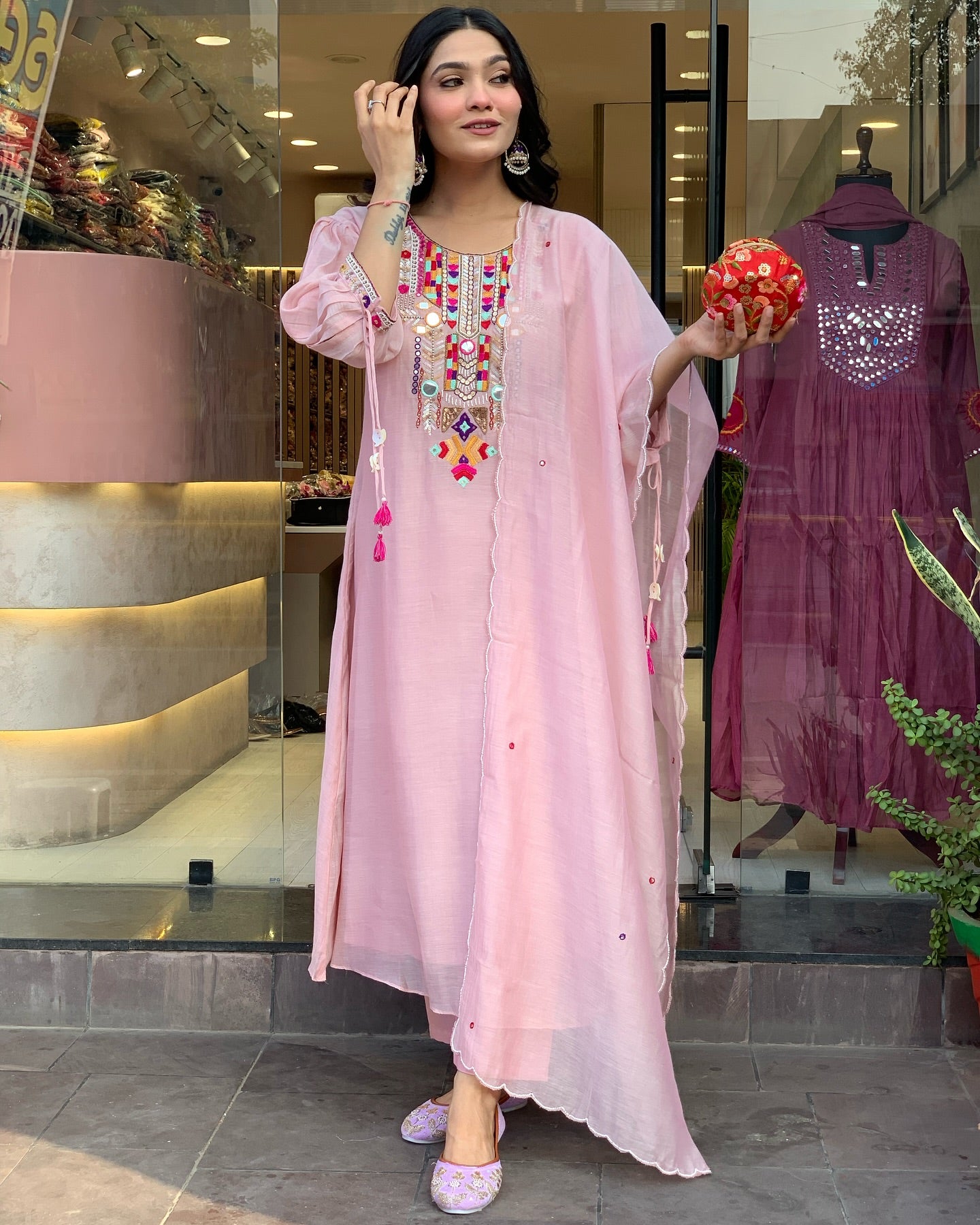 Pink Kurta Pant Set With Heavy Thread Embroidery Work