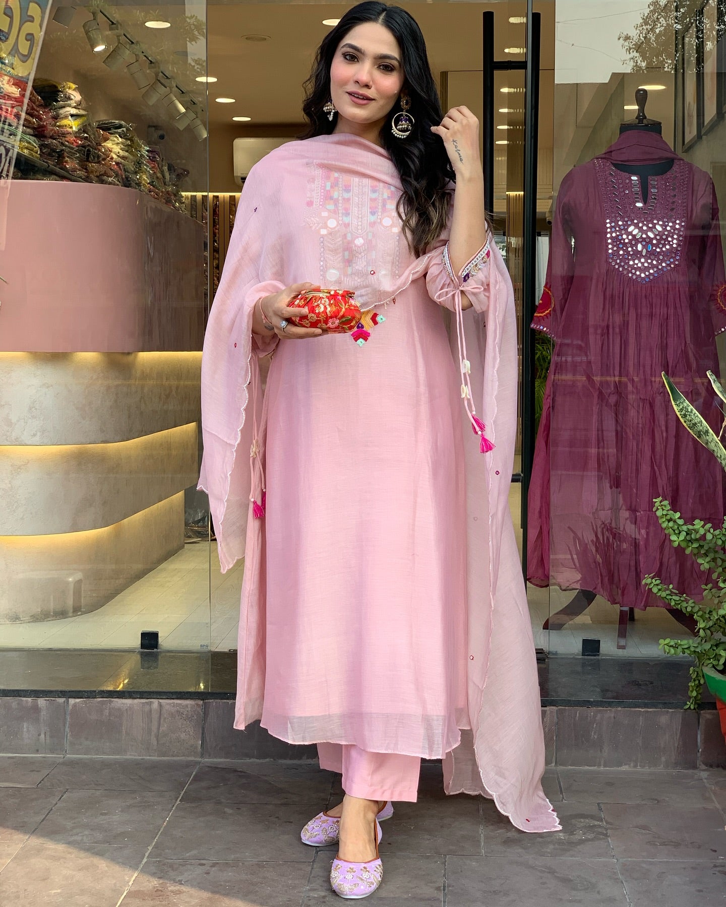 Pink Kurta Pant Set With Heavy Thread Embroidery Work