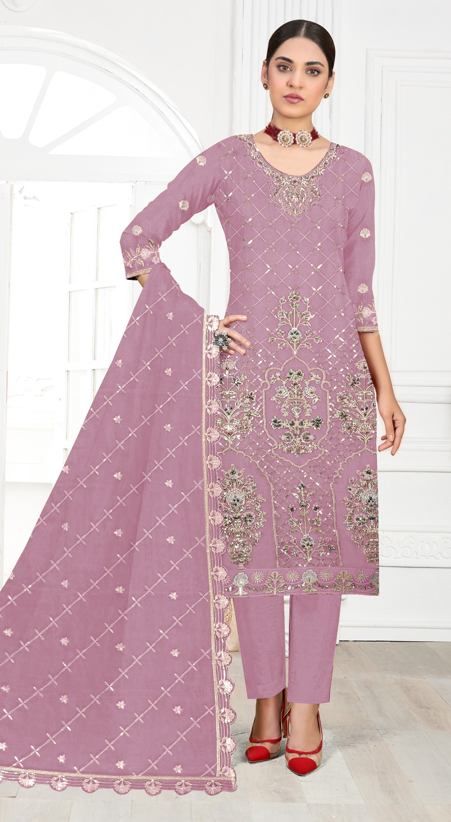 Pink Pakistani Salwar Suit With Heavy Embroidery Work