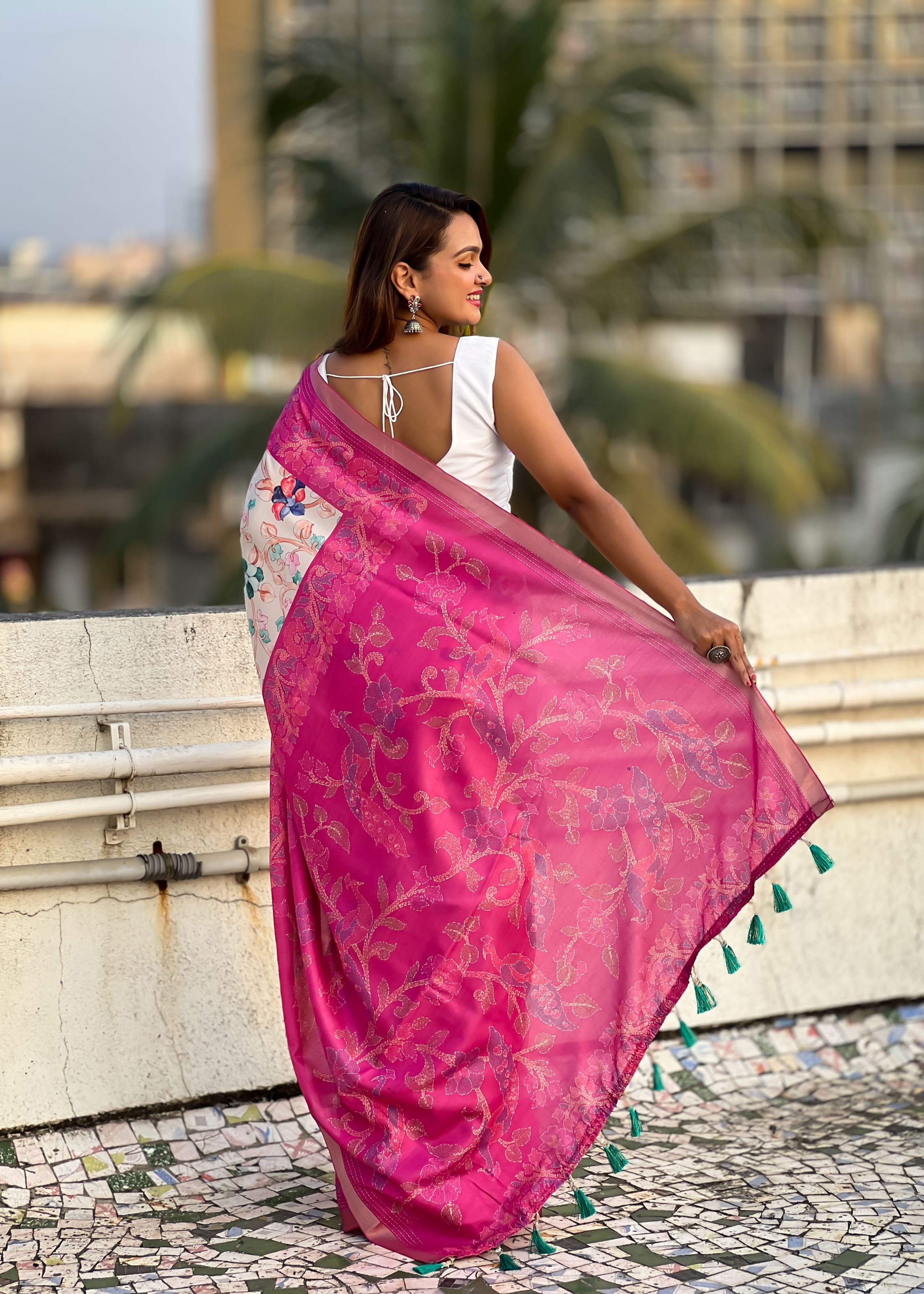 Pink Silk Blend Kalamkari Printed Saree