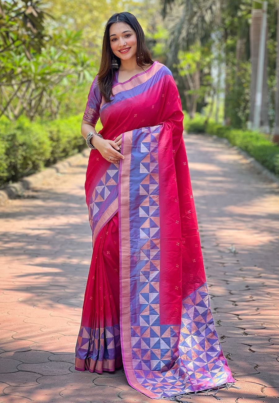 Pink Silk Blend Saree With Floral Border Zari Woven Work