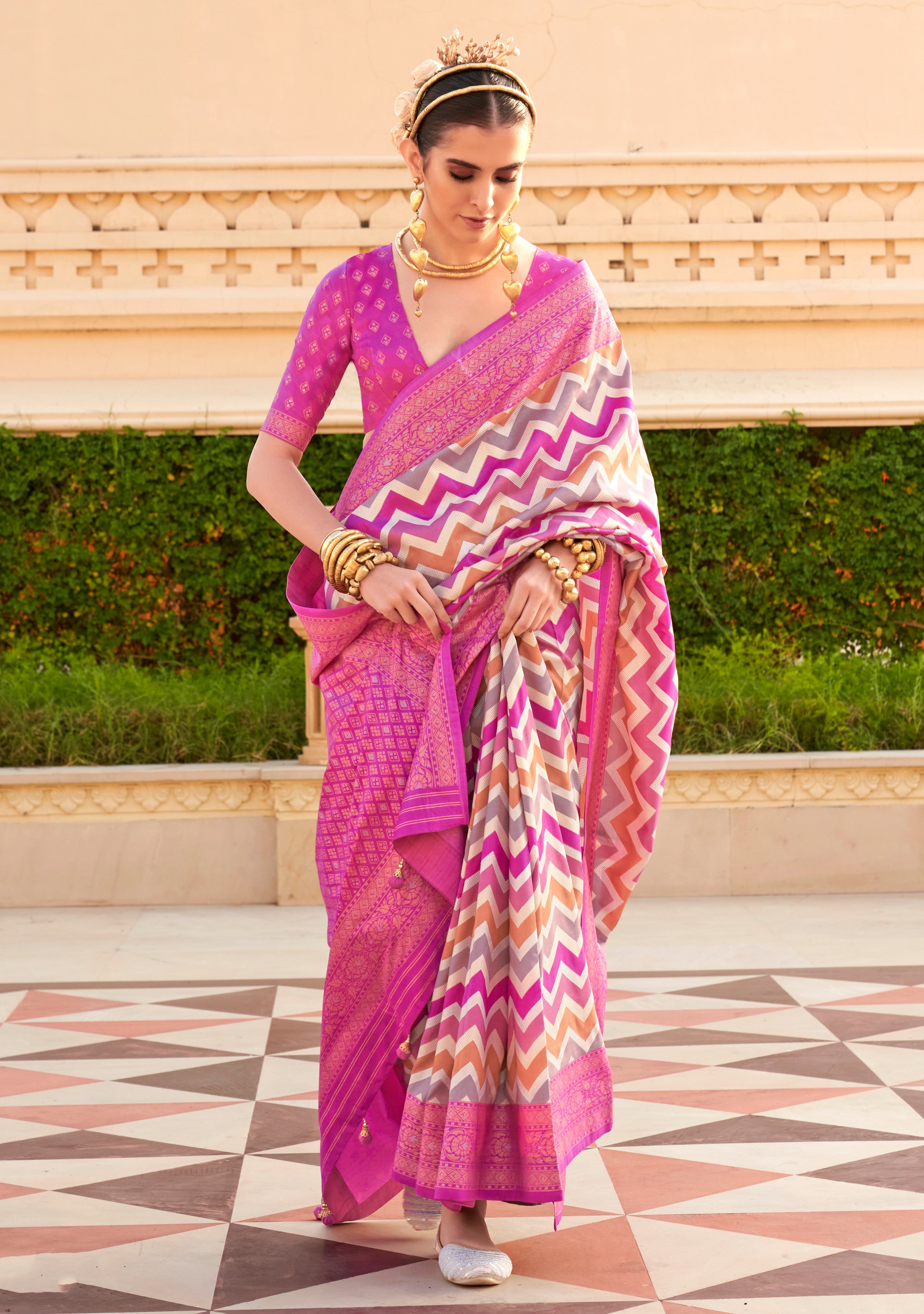 Pink Silk Saree With Printed With Jacquard Woven Work