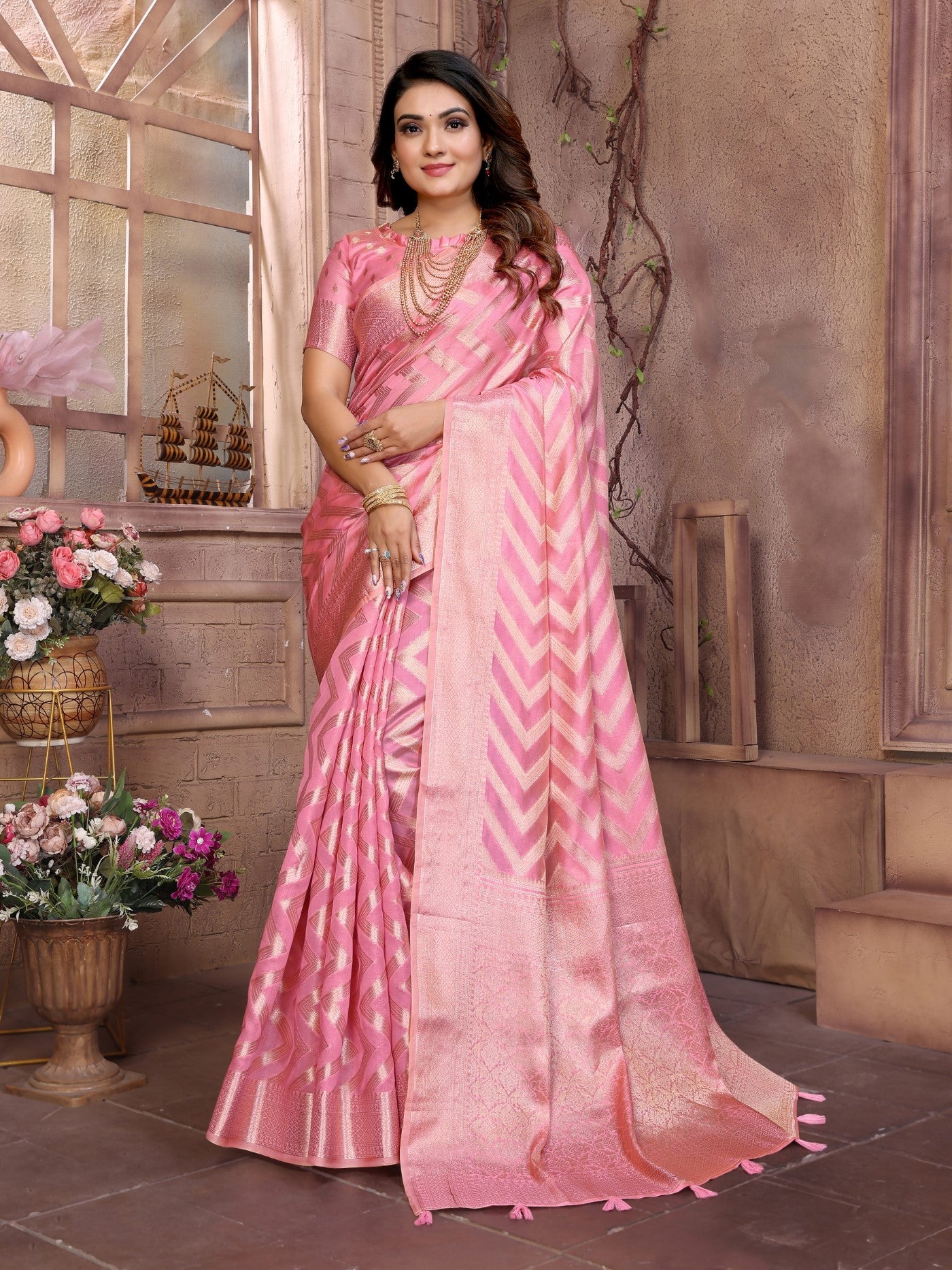 Pink Soft Organza Silk Saree With Elegant Weaving