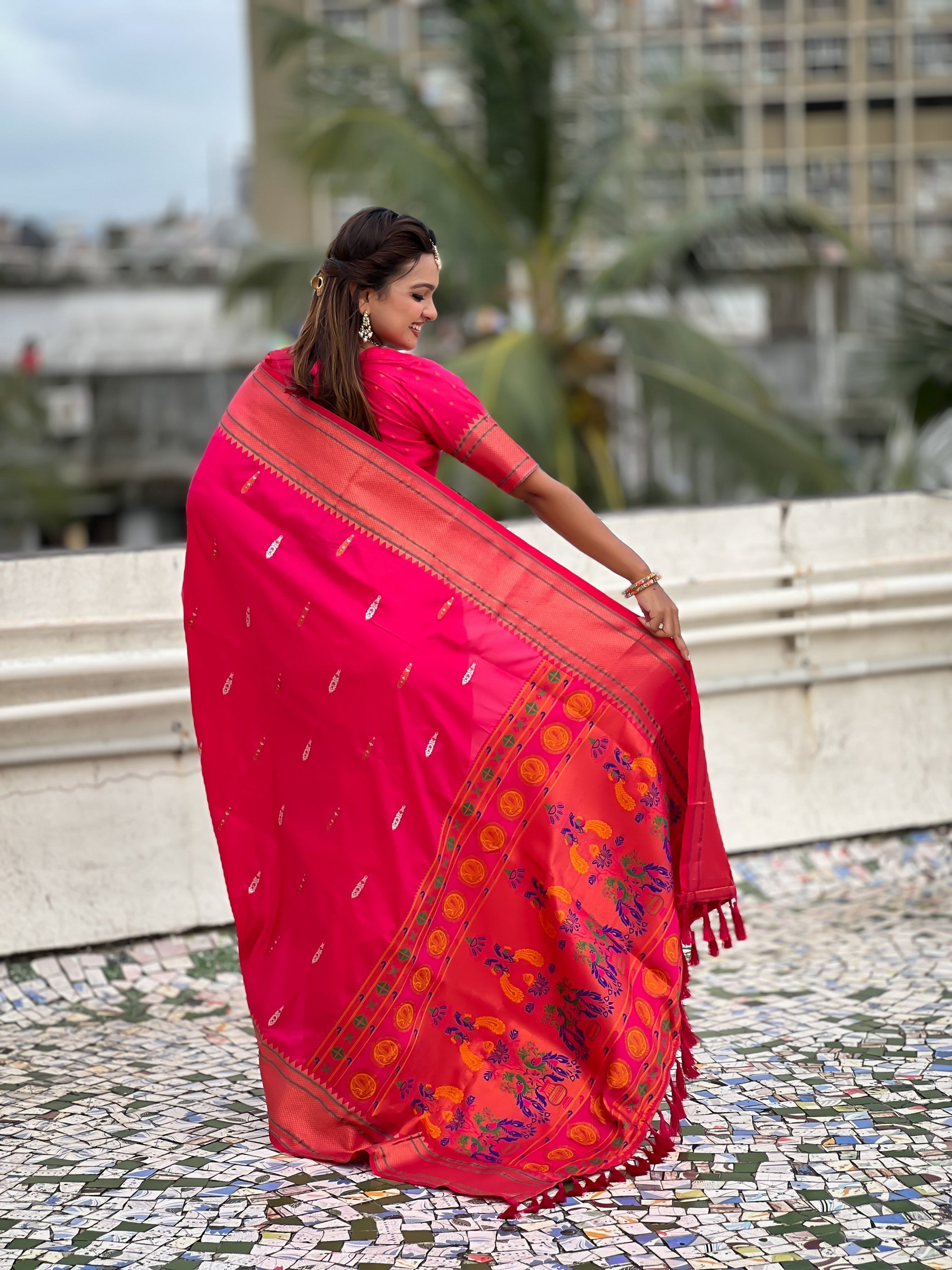 Pink Soft Silk Woven Meenakari Designer Rich Looks Saree
