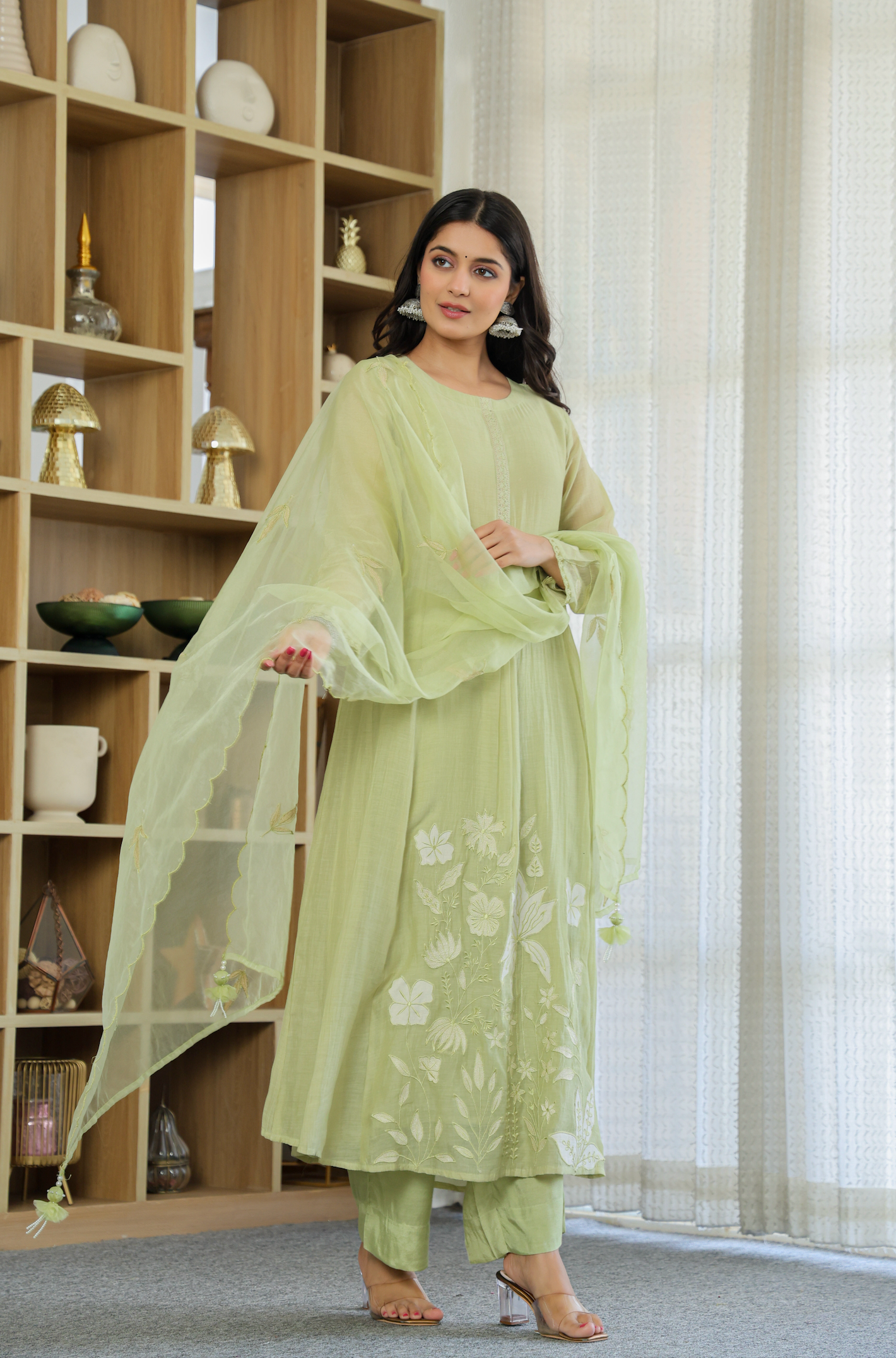 Pista Green Chanderi Silk Kurta Pant Set With Heavy Thread Embroidery Work