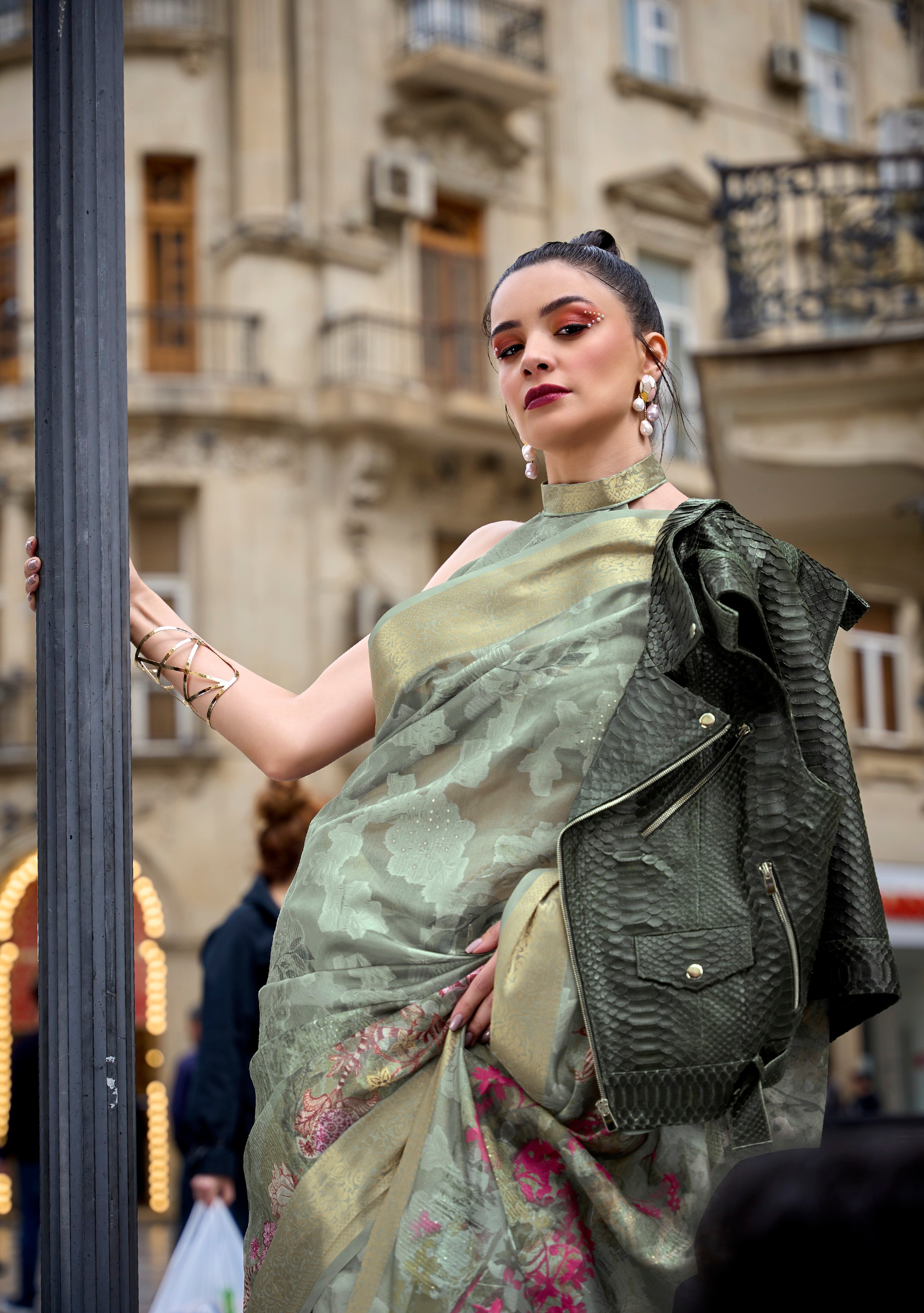Pista Green Poly Brasso Handloom Silk Saree With Printed Poly Brasso Handloom Waving