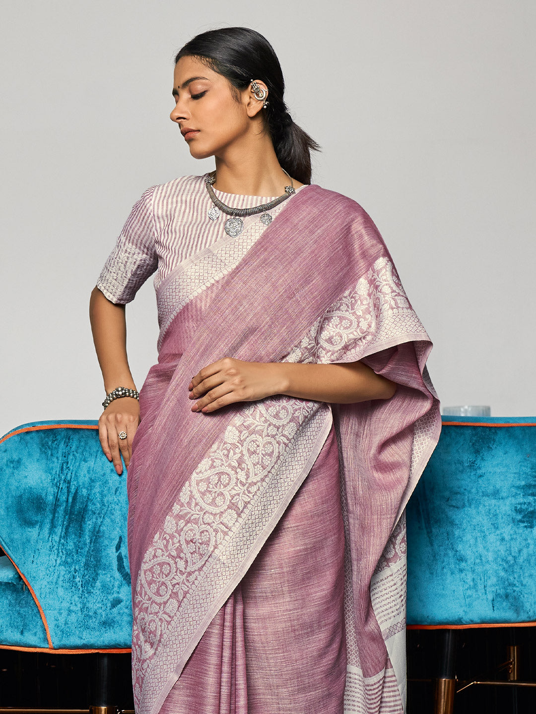 Purple Beautiful Woven Designer Linen Graceful Saree