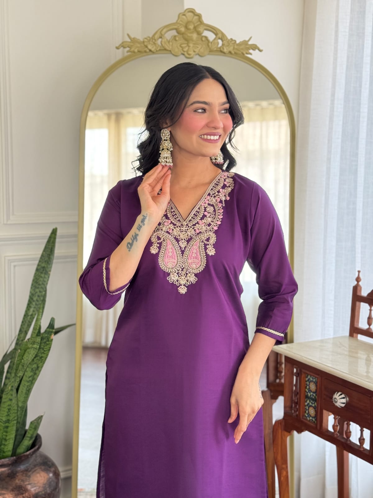 Purple Chanderi Silk Kurta Pant with Heavy Thread Embroidery Work With Printed Dupatta