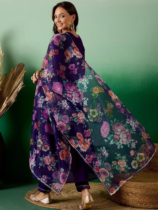 Purple Georgette Kurta Pant With Embroidery Work And Printed Dupatta