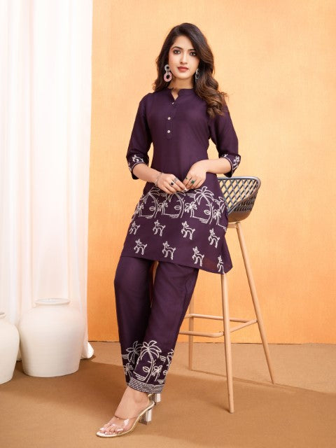 Purple Vicose Rayon Kurta Pant With Thread Embroidery Work