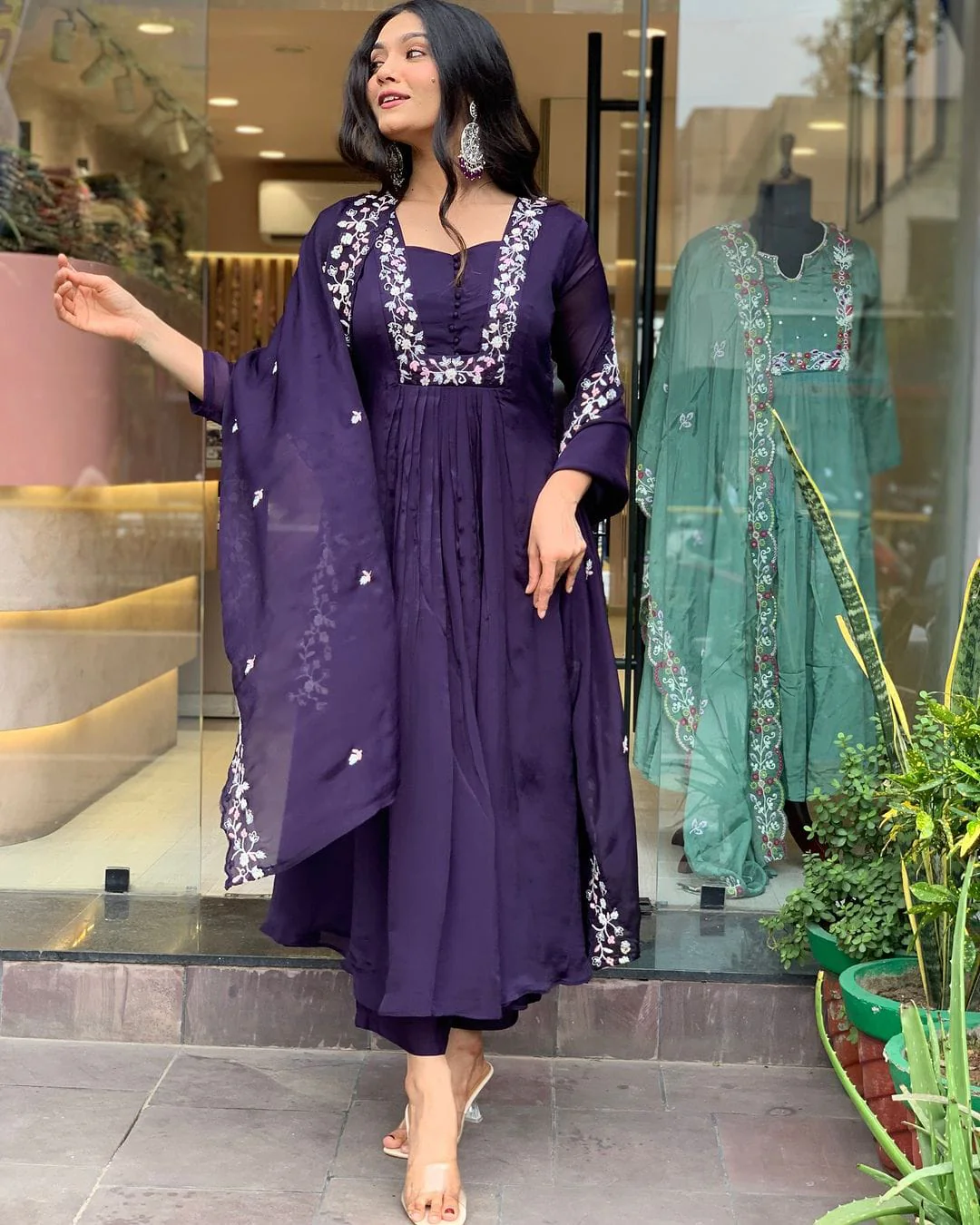 Purple Viscose Rayon Kurta Pant Set With Embroidery Work