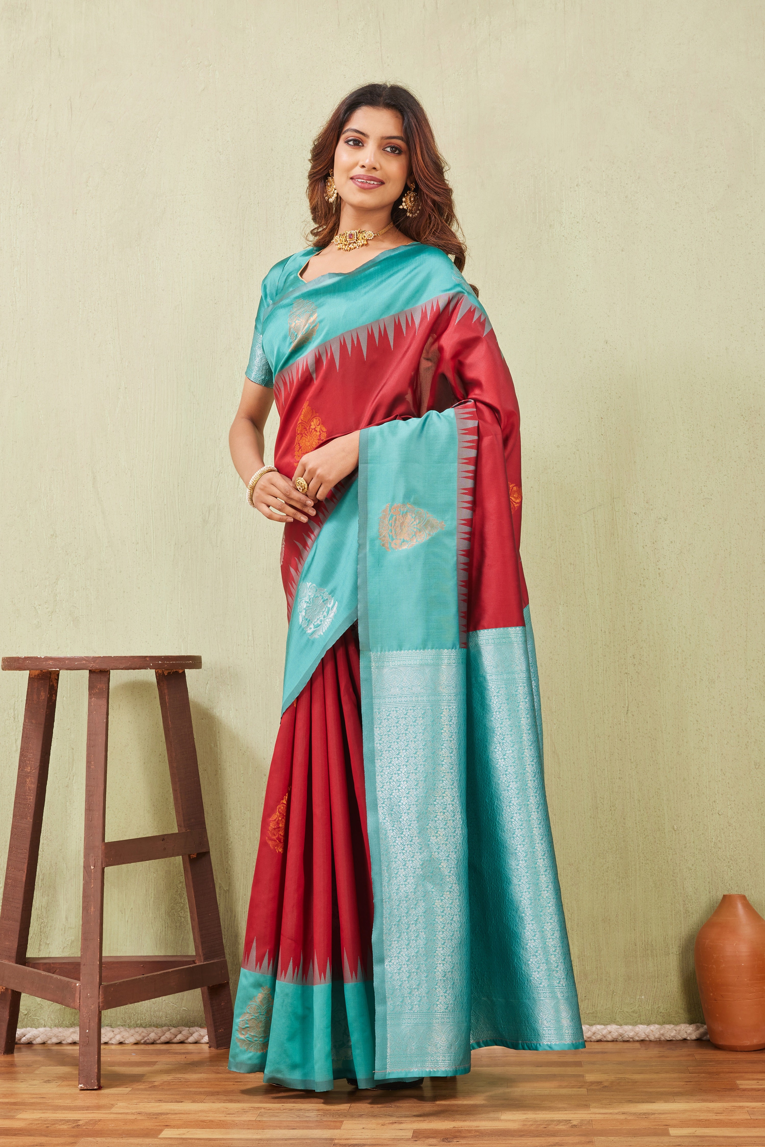 Rama Red Banarasi Silk Saree with Rich Pallu & Elegant Jacquard Jari Work