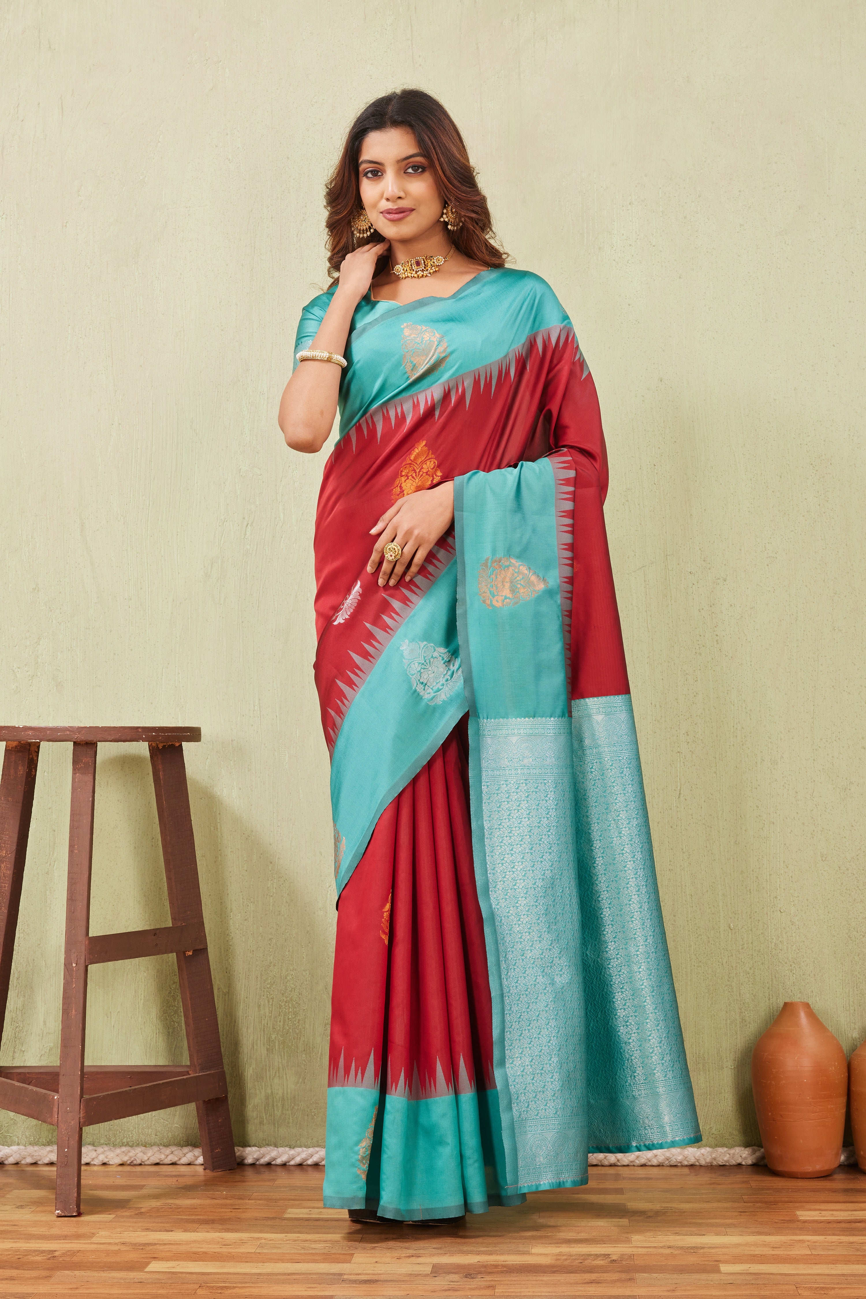 Rama Red Banarasi Silk Saree with Rich Pallu & Elegant Jacquard Jari Work