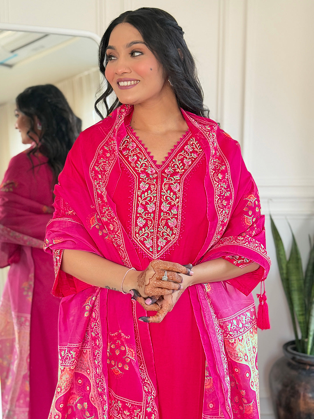 Rani Bsy Viscose Elegant Kurta Pant Set With Thread Work