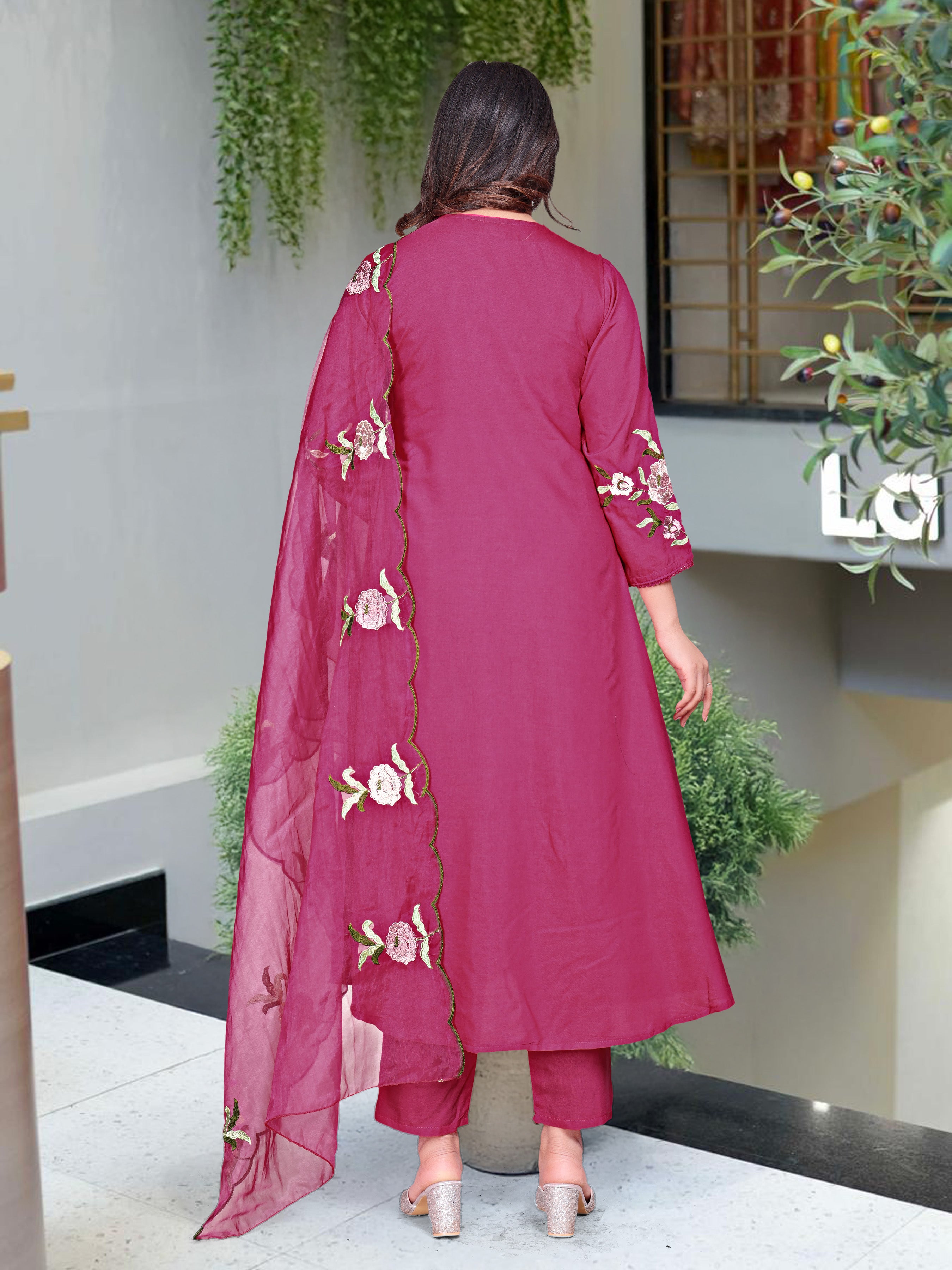 Rani Pink Chanderi Silk Kurta Pant Set With Heavy Thread Embroidery Work
