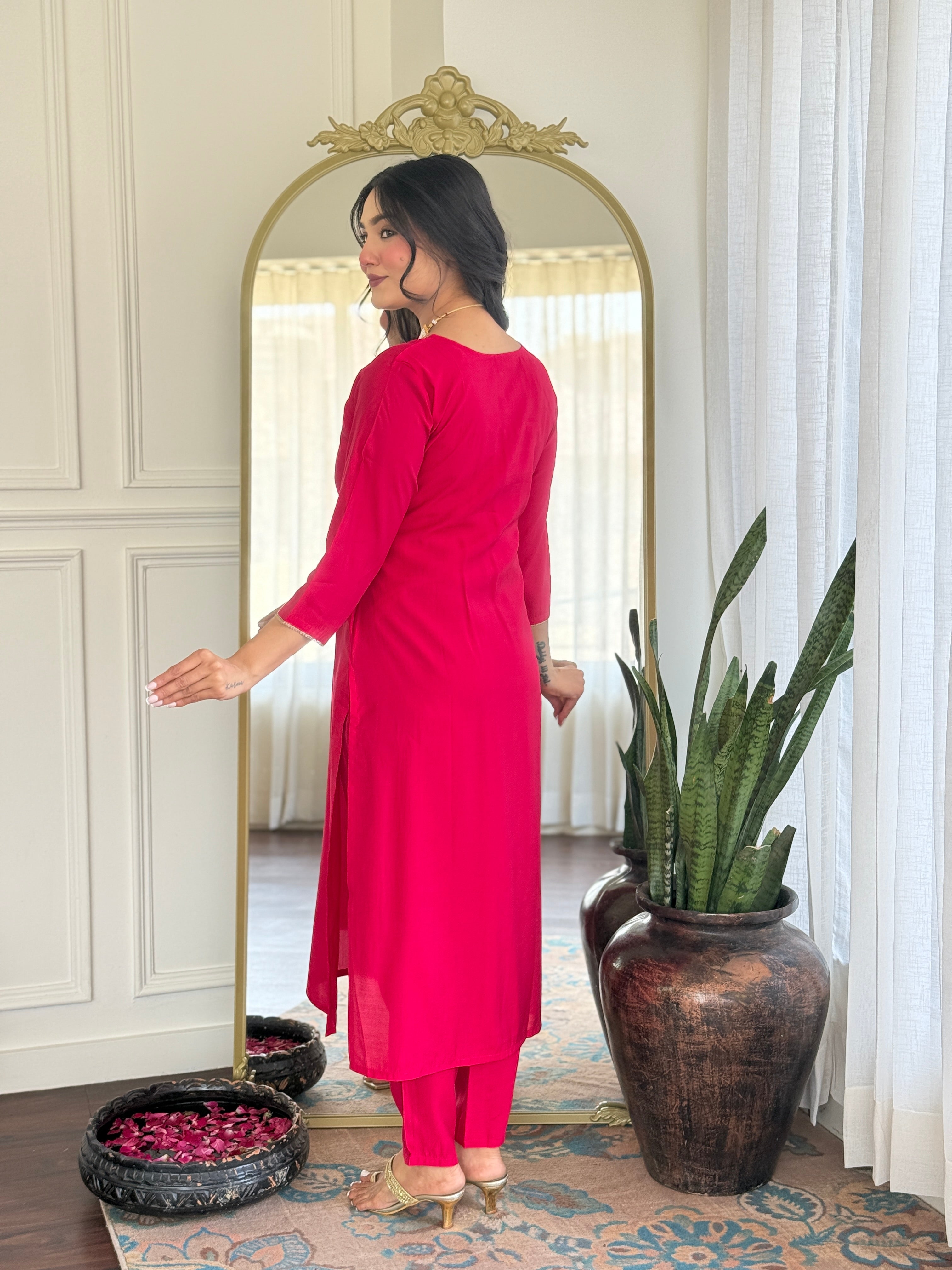 Rani Pink Chanderi Silk Kurta Pant with Heavy Thread Embroidery Work With Printed Dupatta