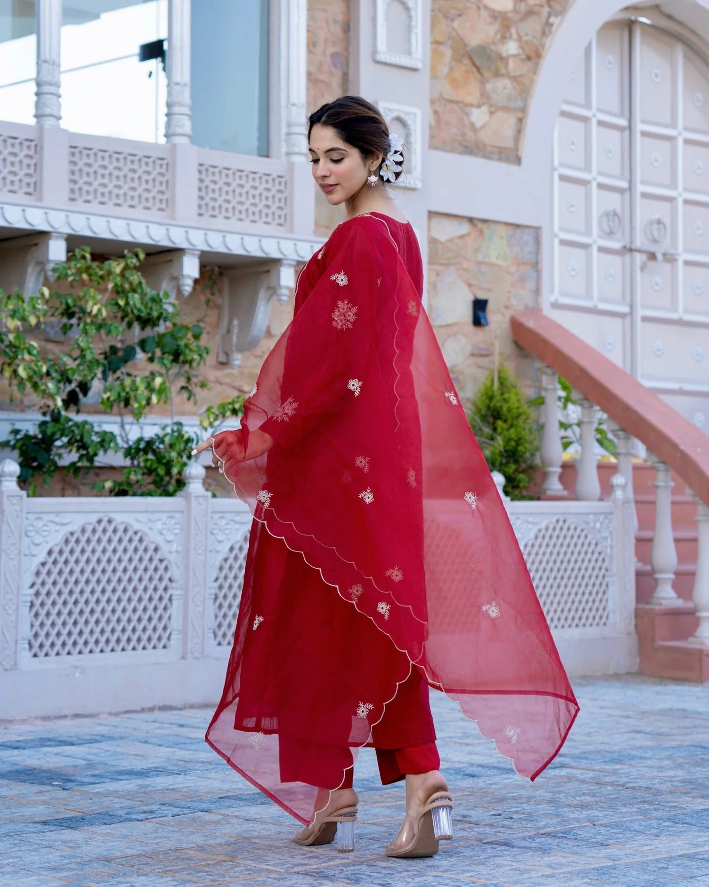 Red Chanderi Silk Kurta Pant Set With Heavy Thread Embroidery Work