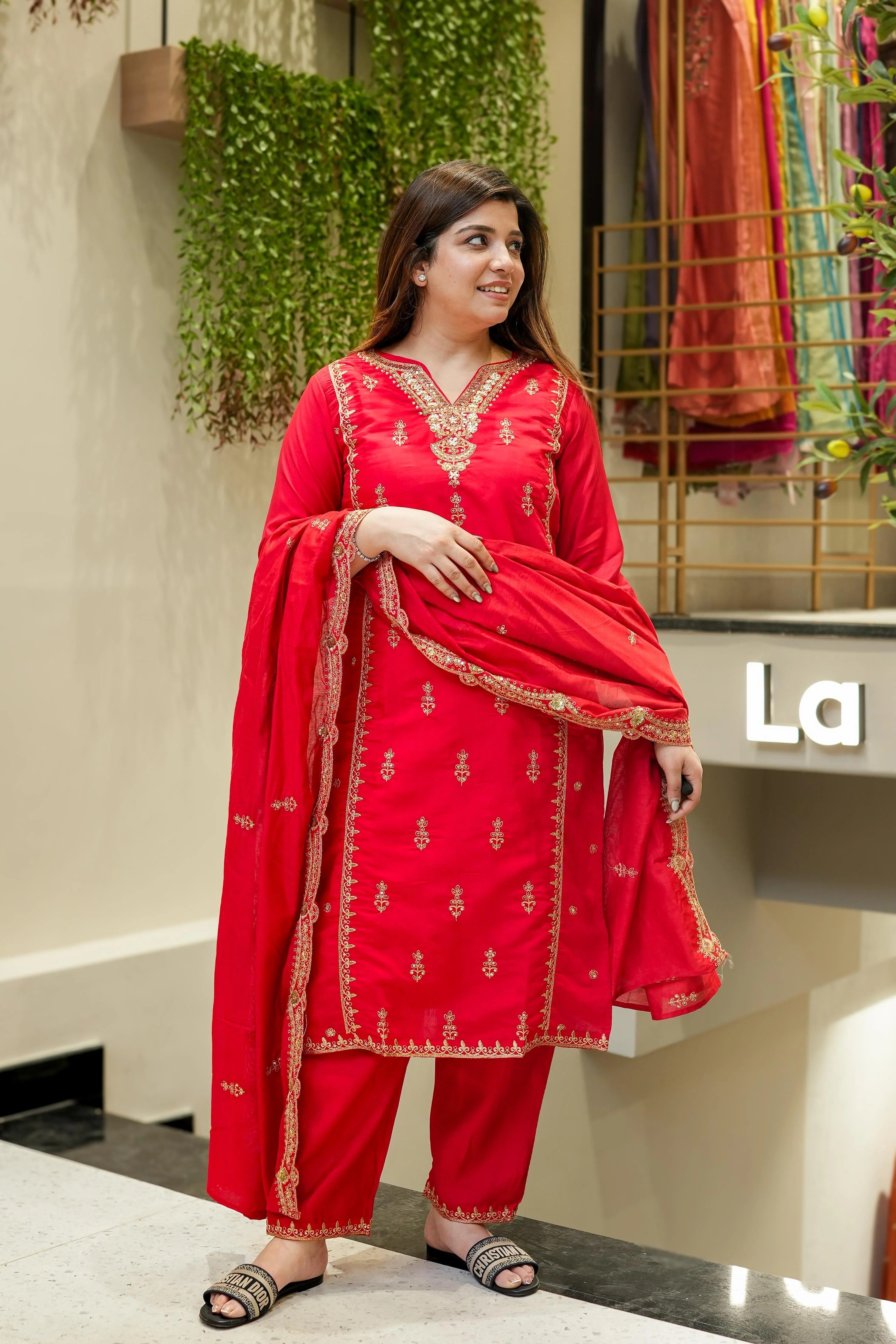 Red Chanderi Silk Kurta Pant Set With Thread Embroidered With Sequins Work