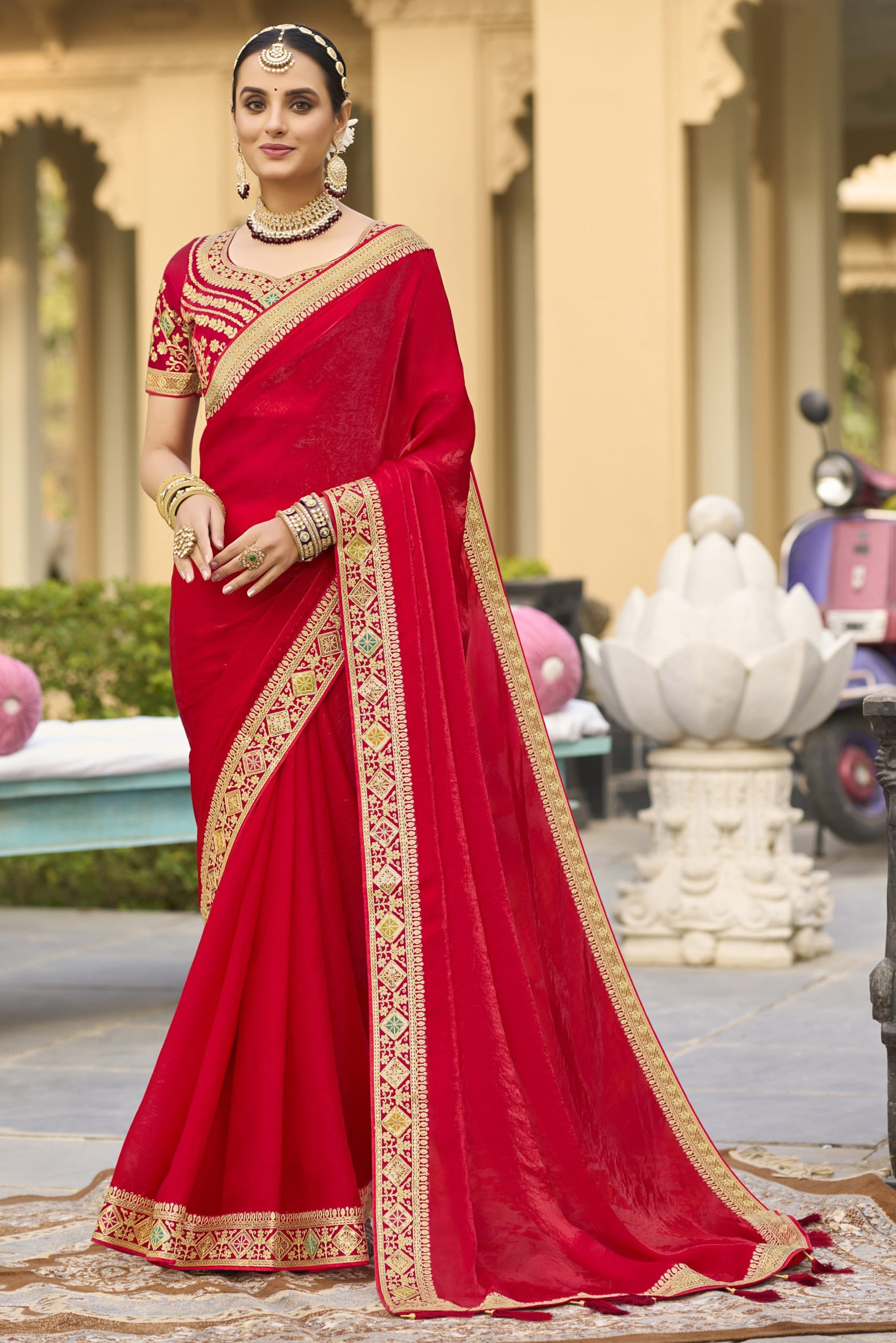 Red Georgette Plain Saree With Embroidered Lace Border