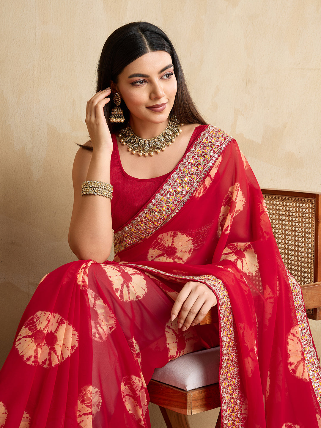 Red Georgette Smart And Beautiful Festive Wear Saree