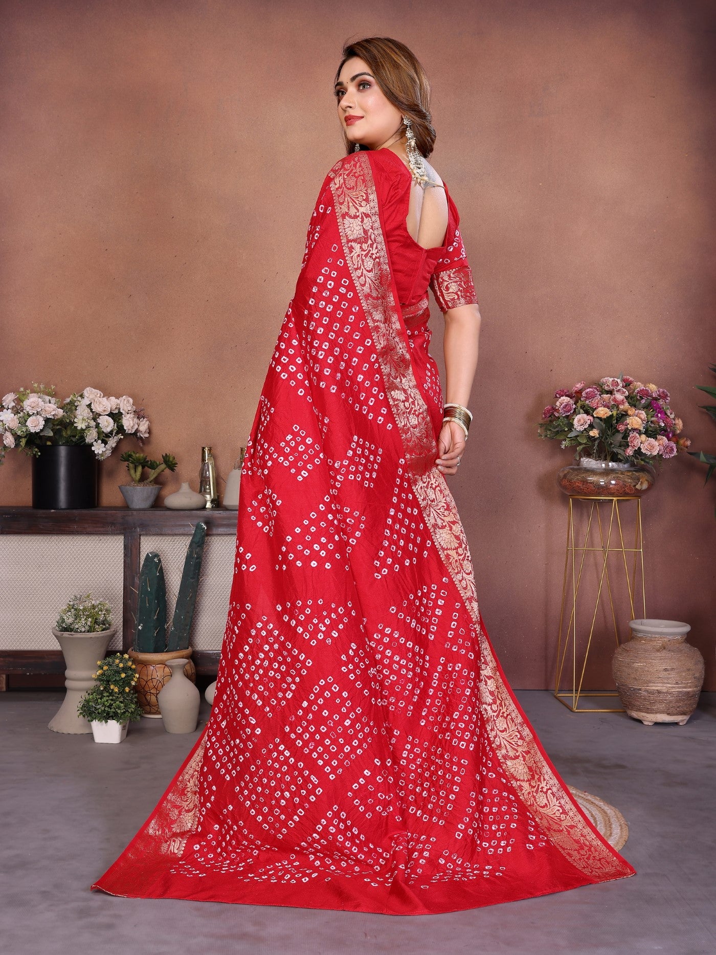 Red Pure Dola Silk Saree With Handmade Original Bandhej