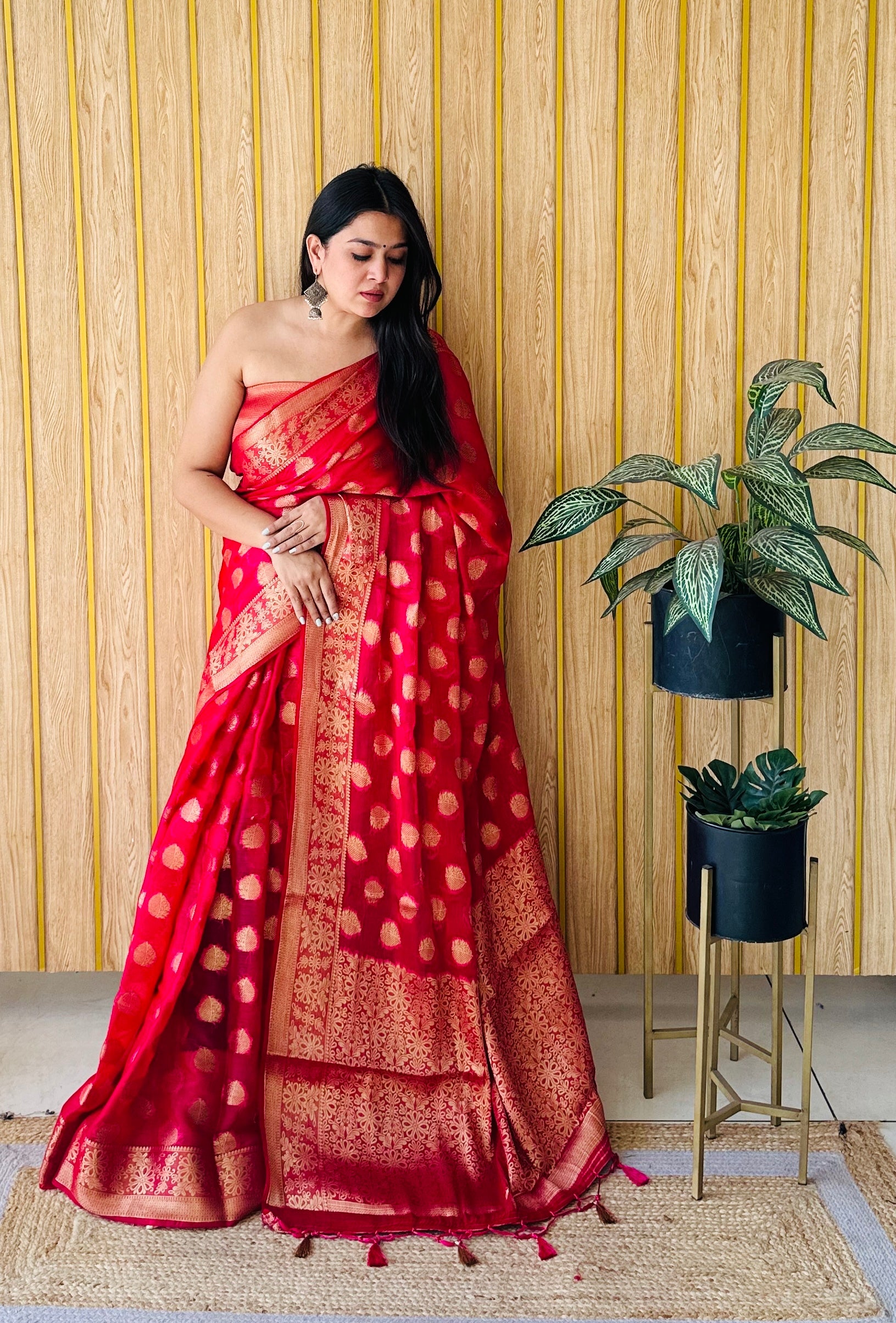 Red Woven Jari Designer Gimichu Silk Partywear Saree