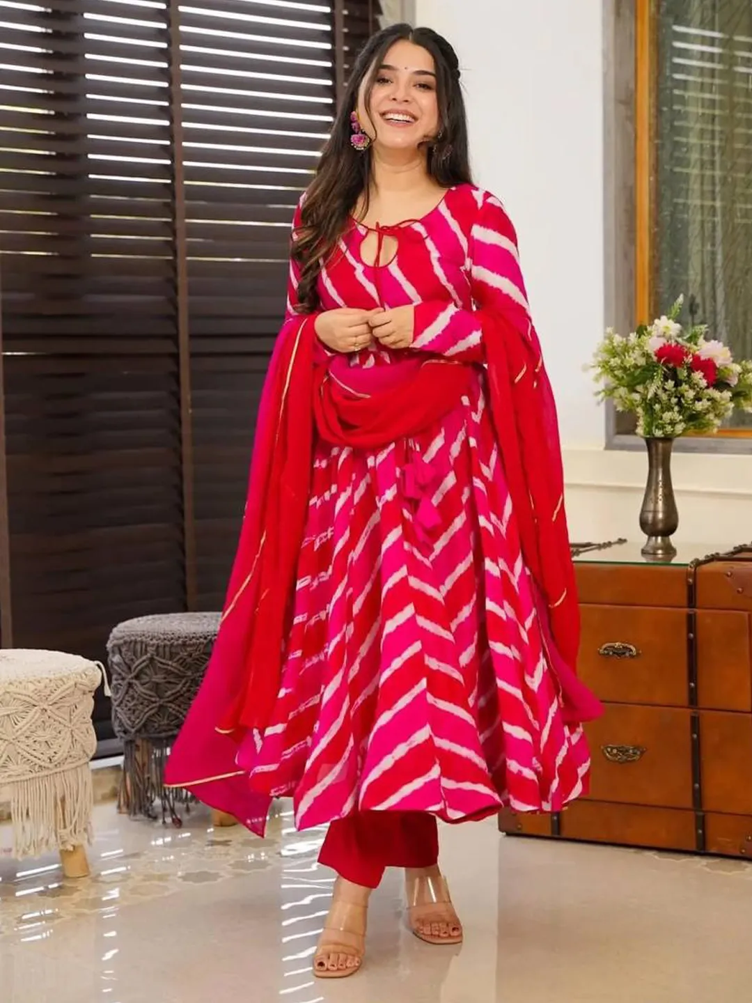 Red & Rani Muslin Printed Kurta Pant