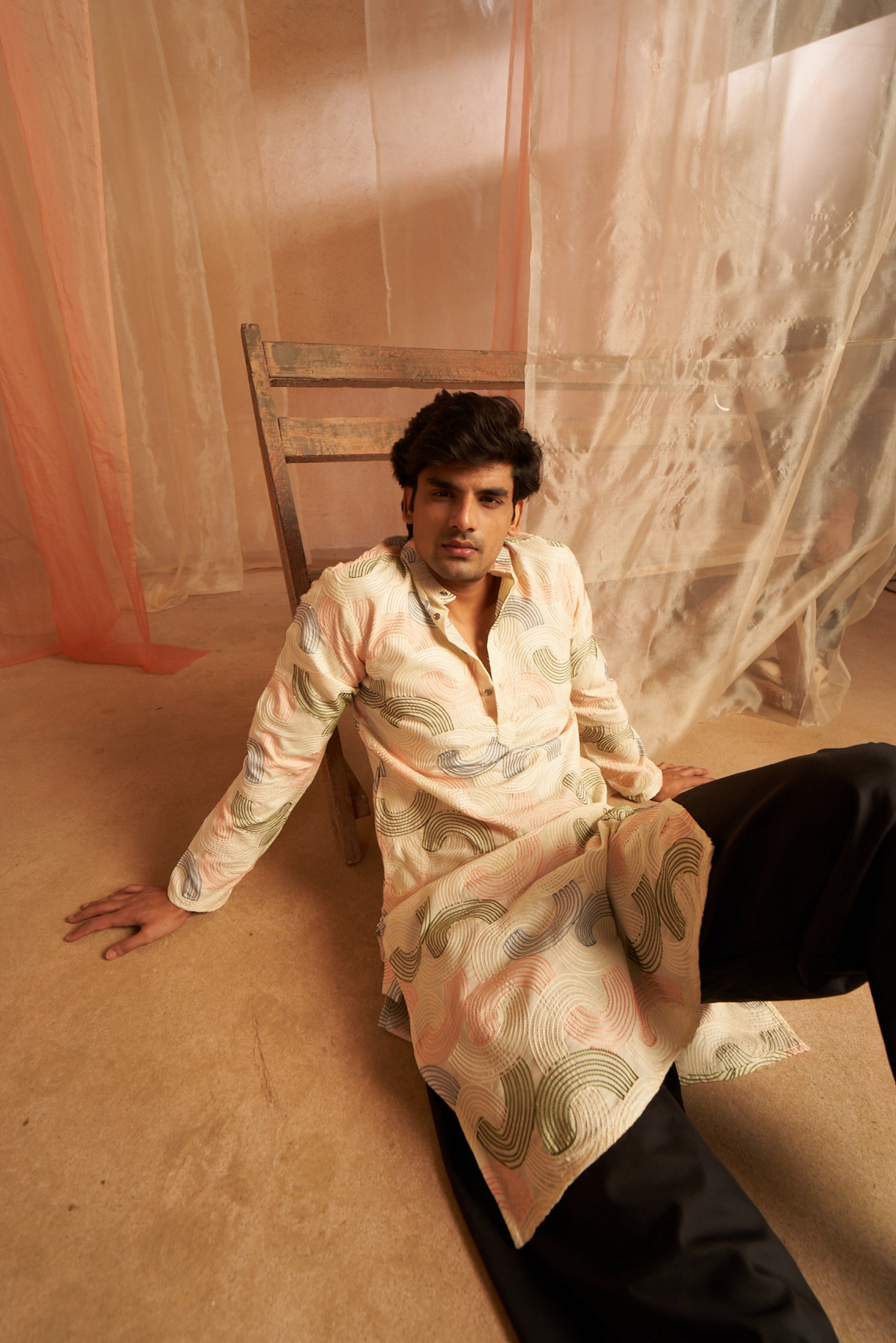 Rich Looks Cream Kurta Payjama with Embroidery – Subtle and Classy