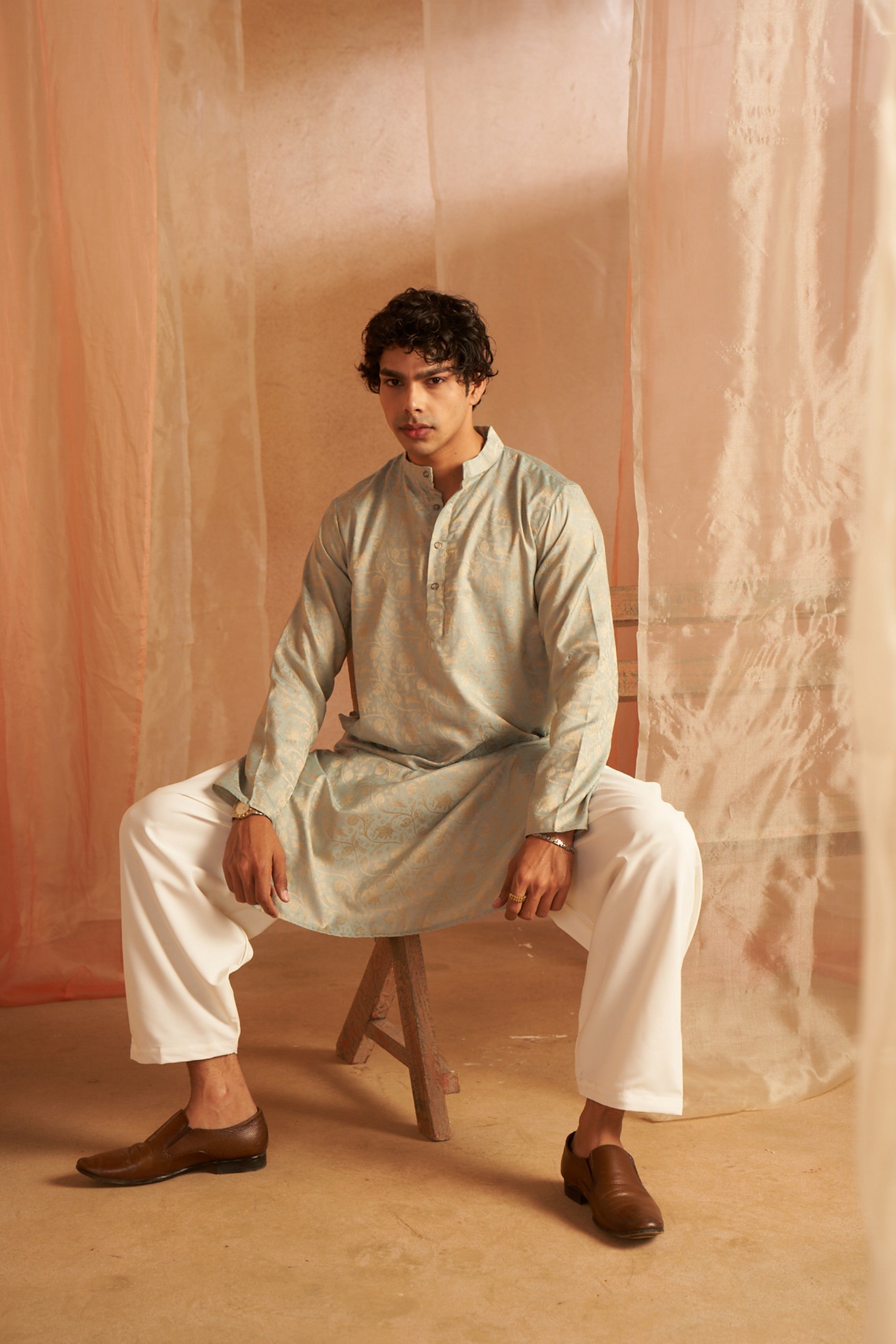 Rich Looks Light Blue Kurta Payjama with Wevon Design – Cool and Modern Style