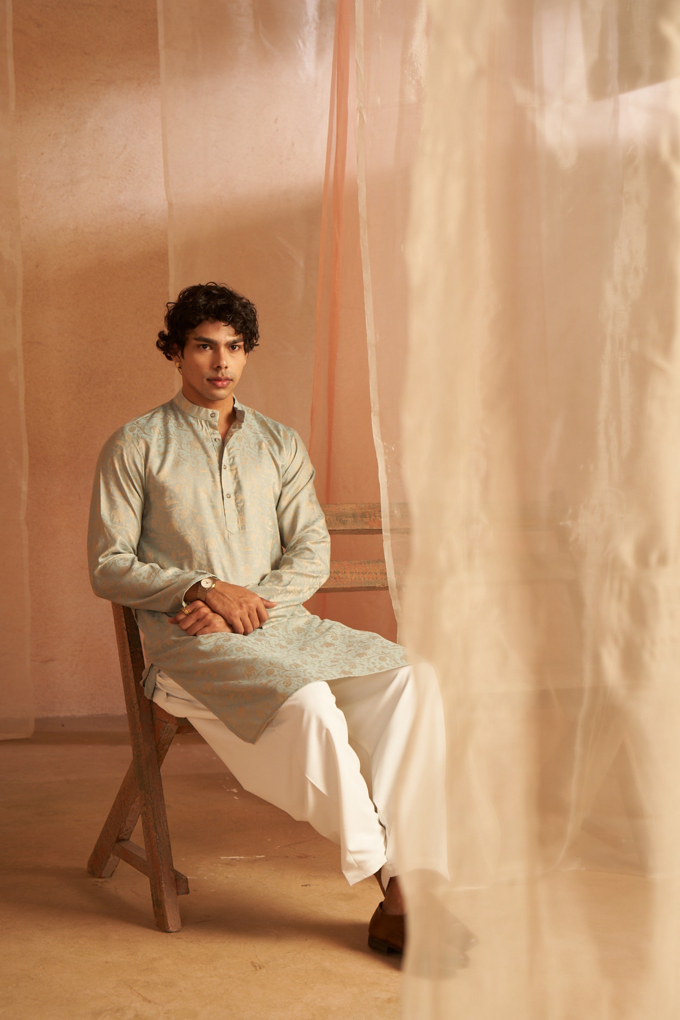 Rich Looks Light Blue Kurta Payjama with Wevon Design – Cool and Modern Style