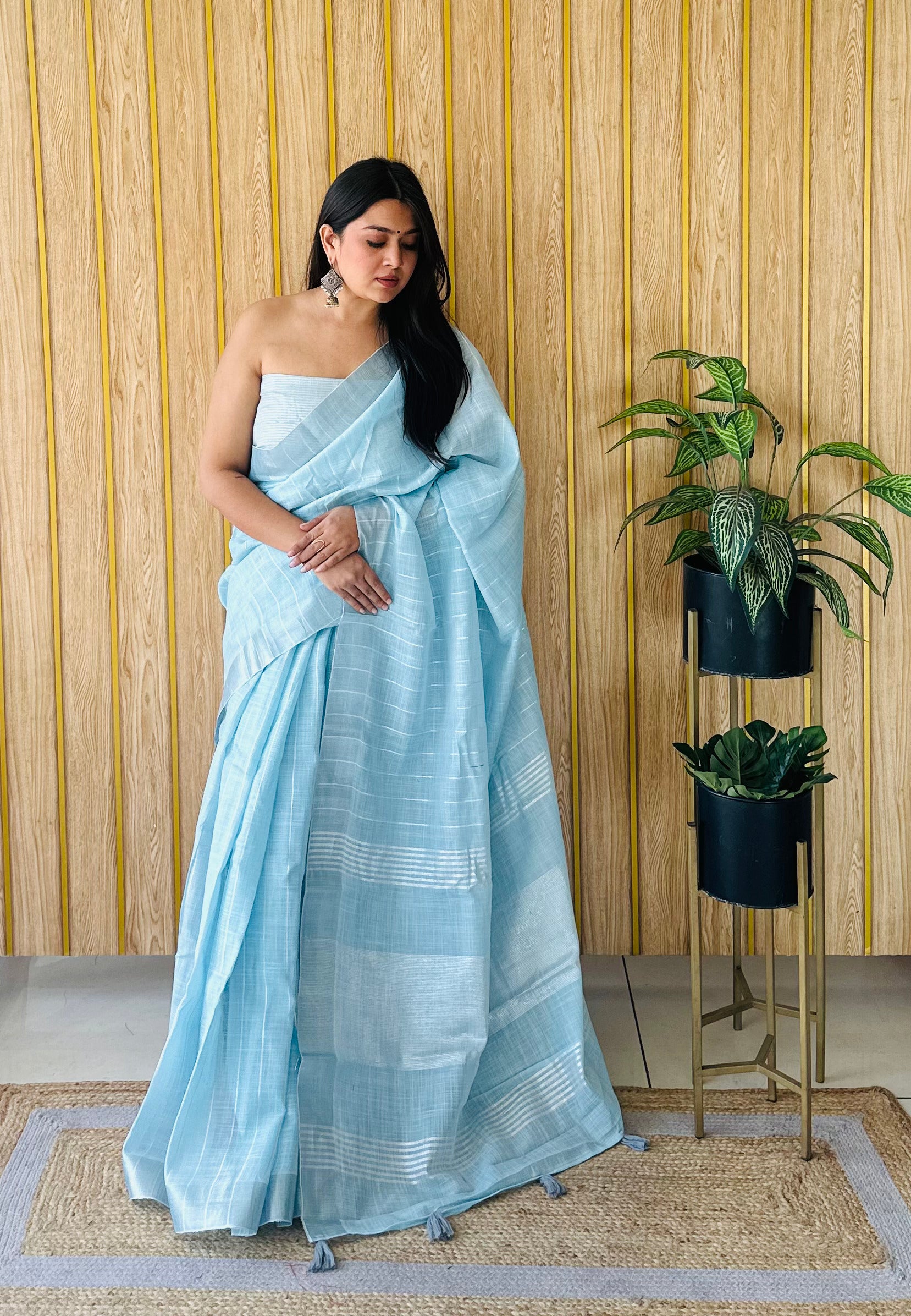 Sky Blue Linen Partywear Woven Saree For Sophisticated Rich Looks