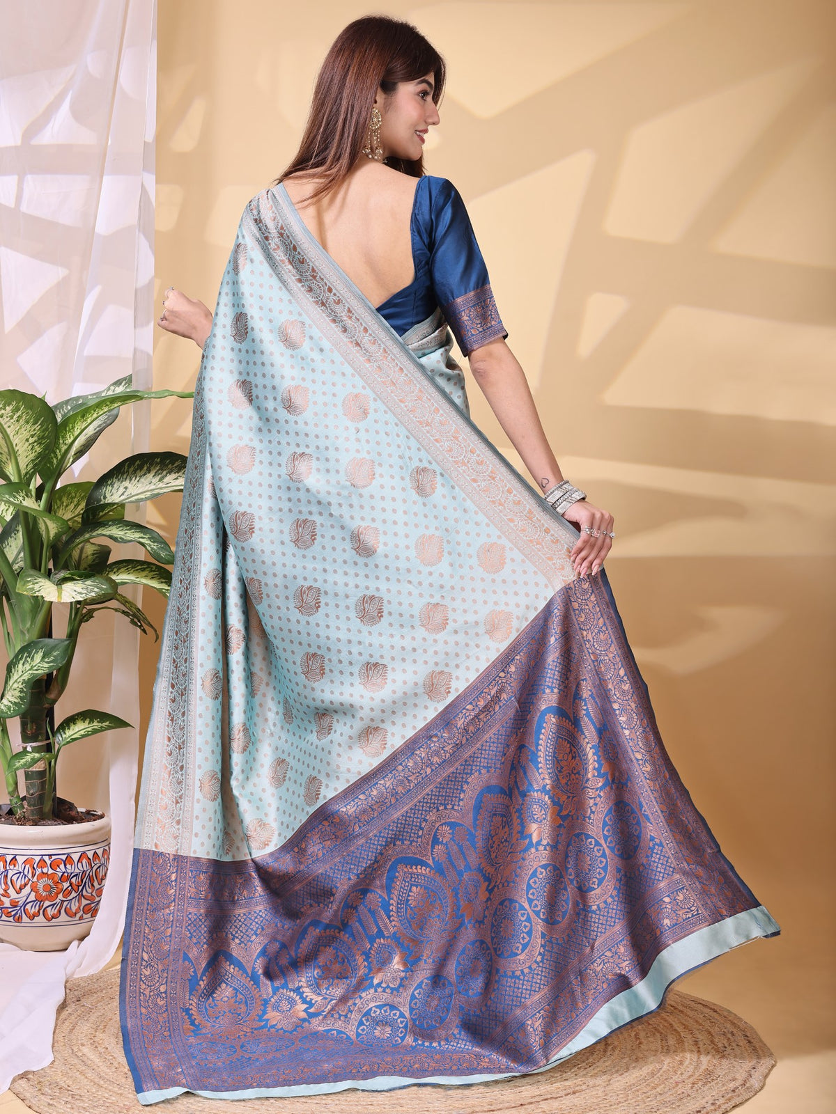 Sky Lichi Silk Saree With Traditional Weaving