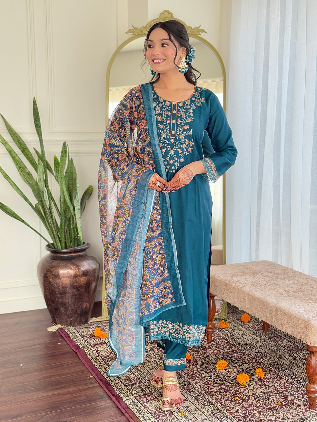 Teal Kurta Pant Set With Heavy Thread Embroidery Work With Printed Dupatta
