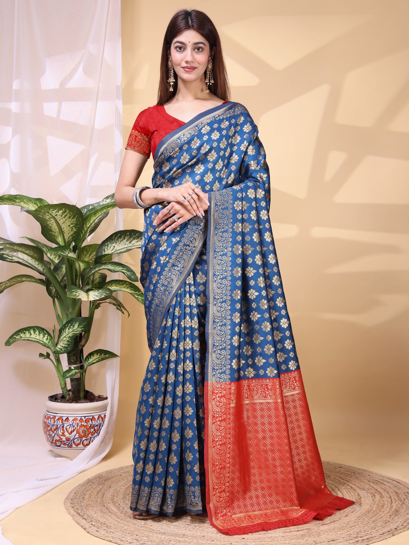 Teal Lichi Silk Saree With Elegant Weaving