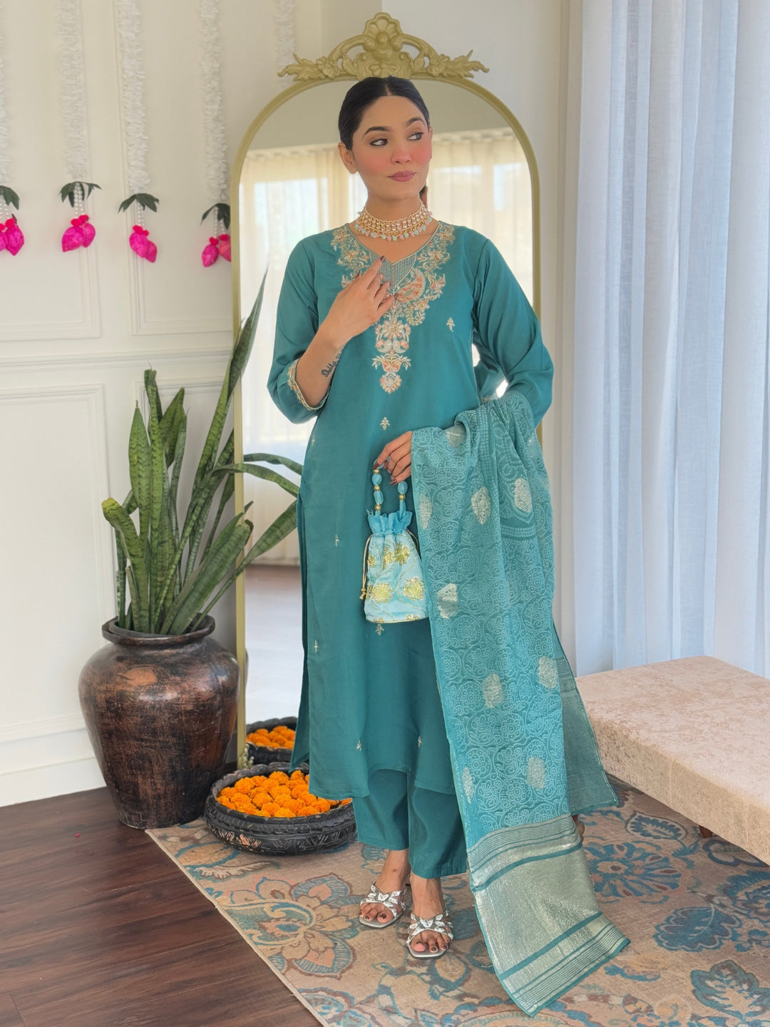 Teal Viscose Chanderi Kurta Pant Set With Embroidery Work