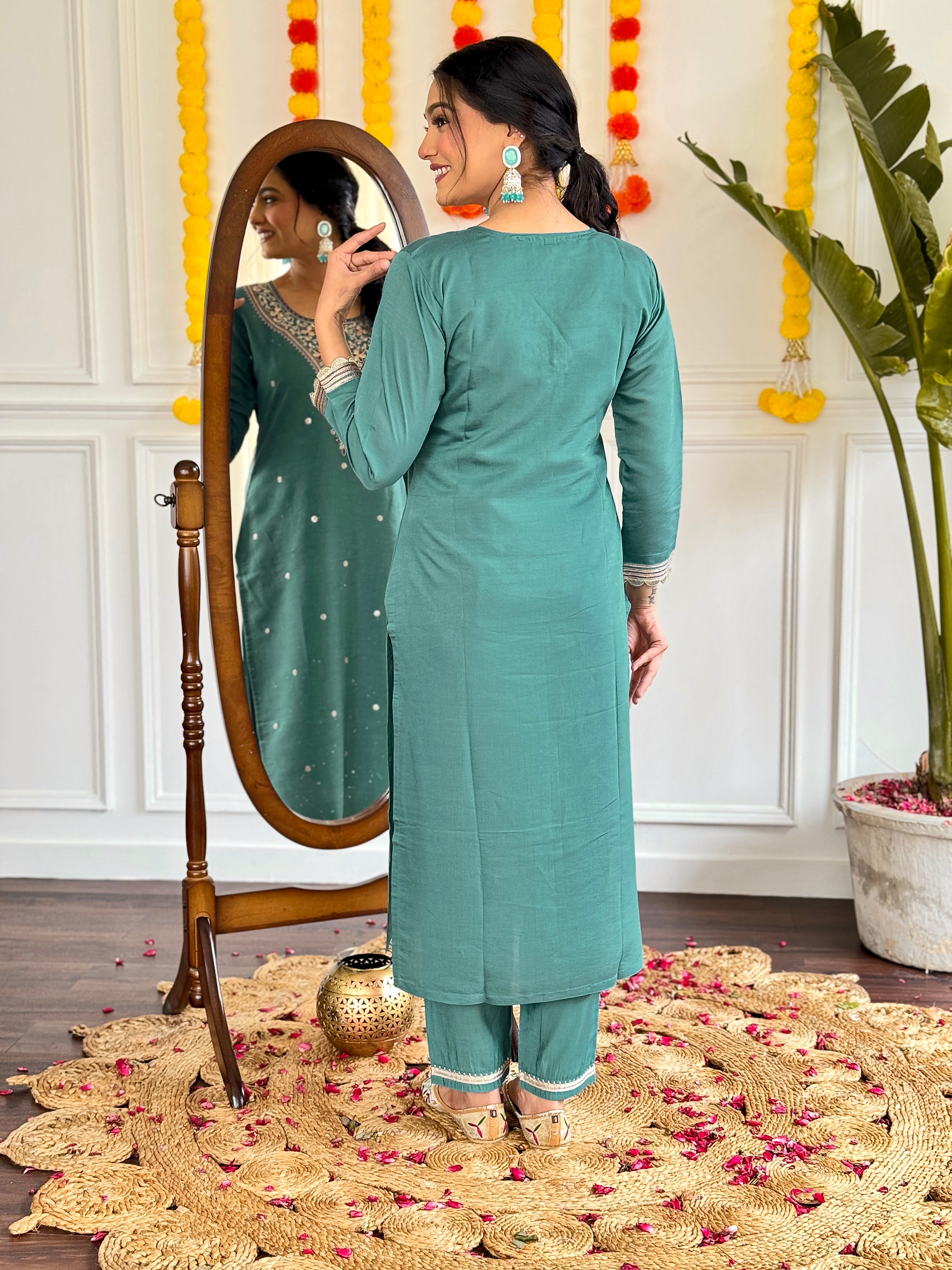 Teal Viscose Chanderi Kurta Pant With Embroidery Work And Printed Dupatta