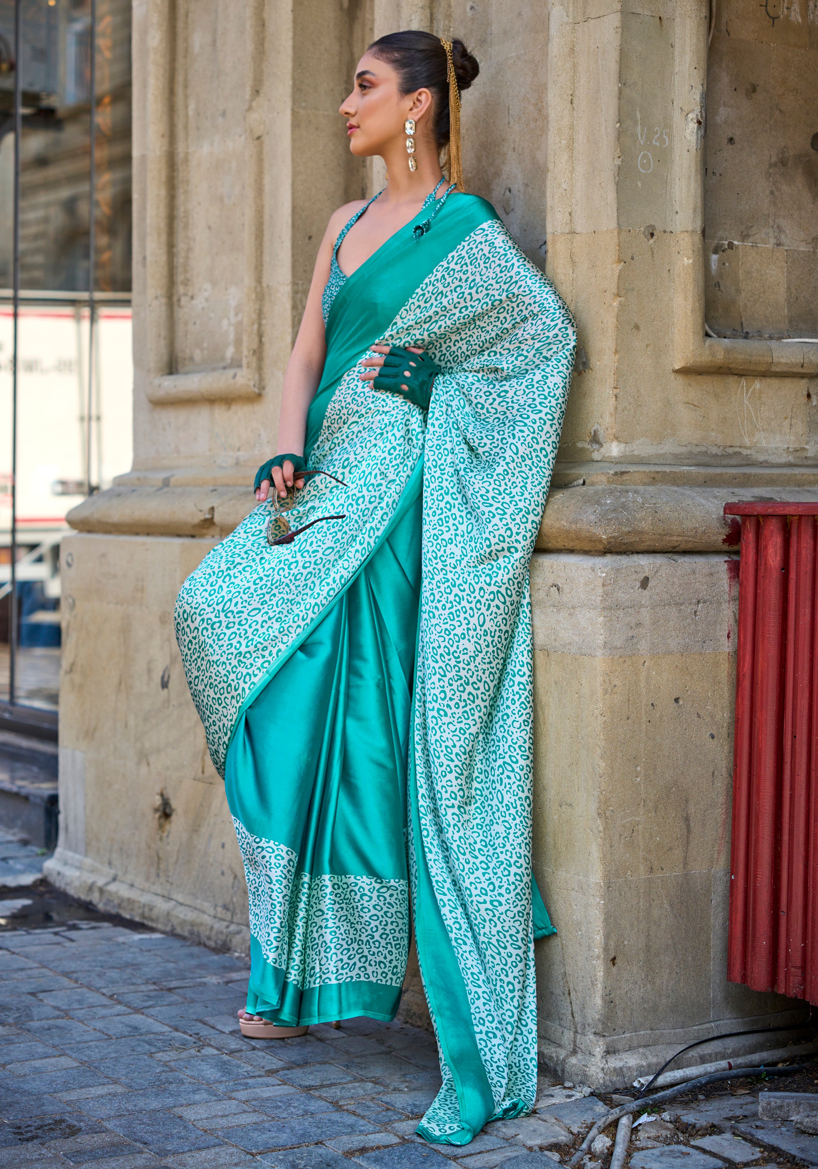 Turquoise Satin Crepe Saree With Digital Print