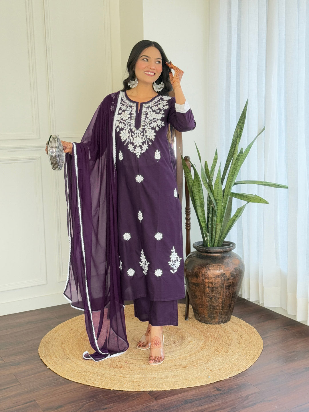 Violate Pure Cotton Elegant Kurta Pant Set With Chikankari Work