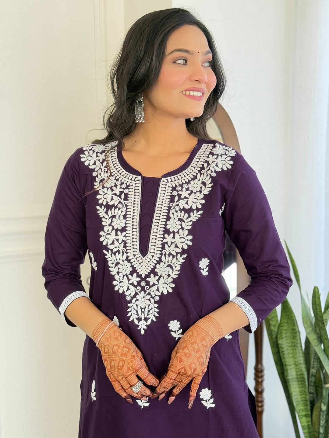 Violate Pure Cotton Elegant Kurta Pant Set With Chikankari Work