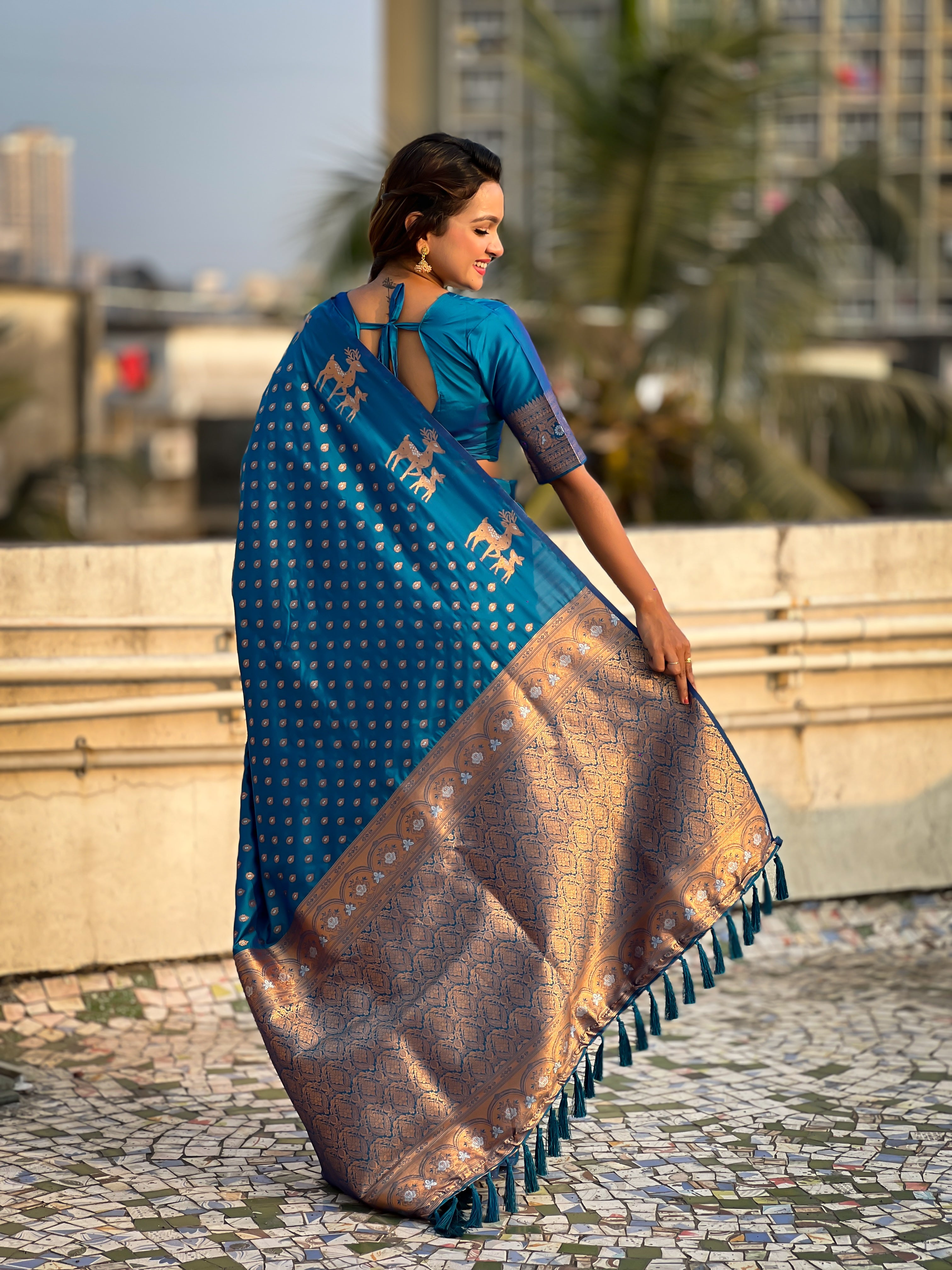 Weaving Dual Jari Designer Blue Soft Silk Ethnic Saree