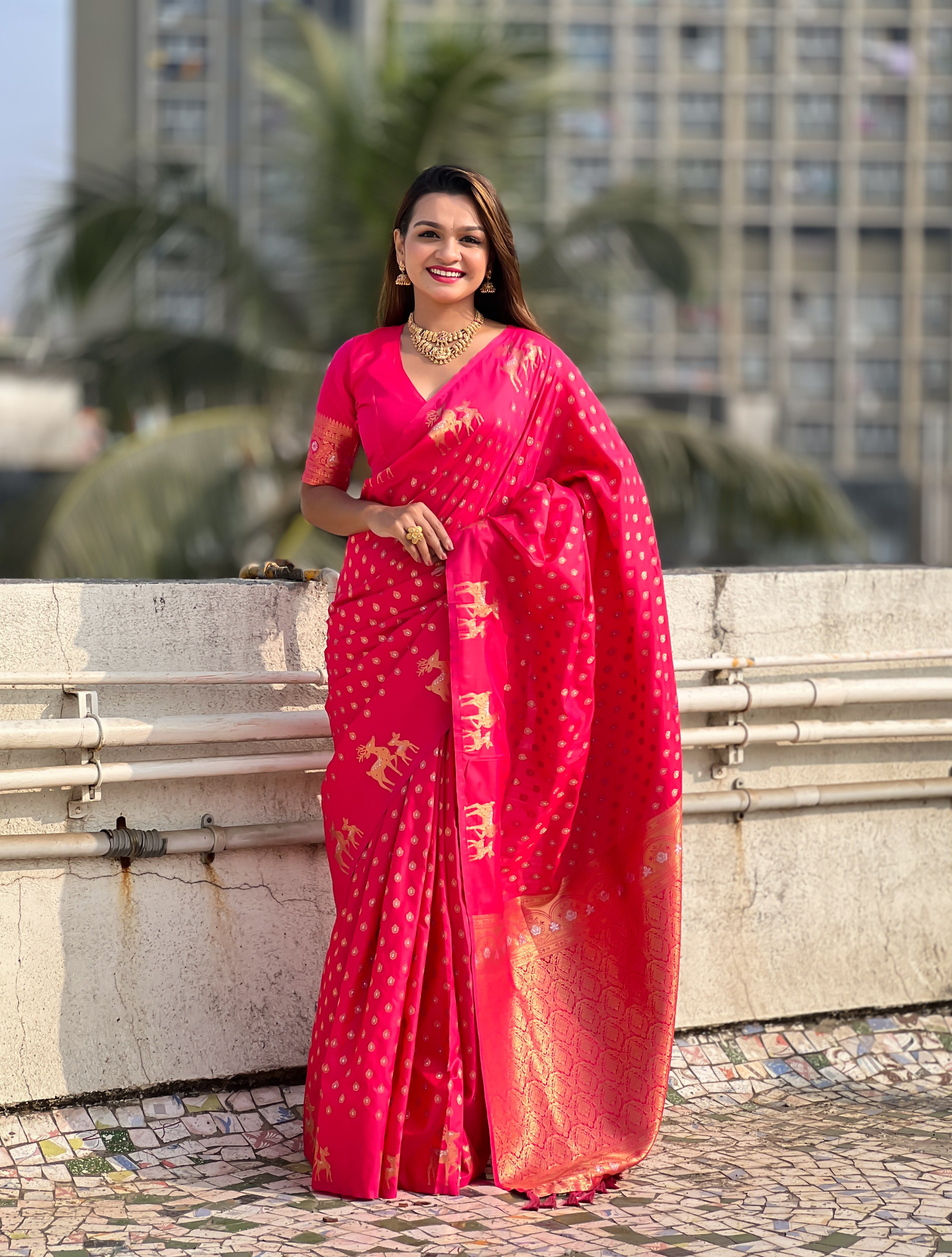 Weaving Dual Jari Designer Pink Soft Silk Ethnic Saree