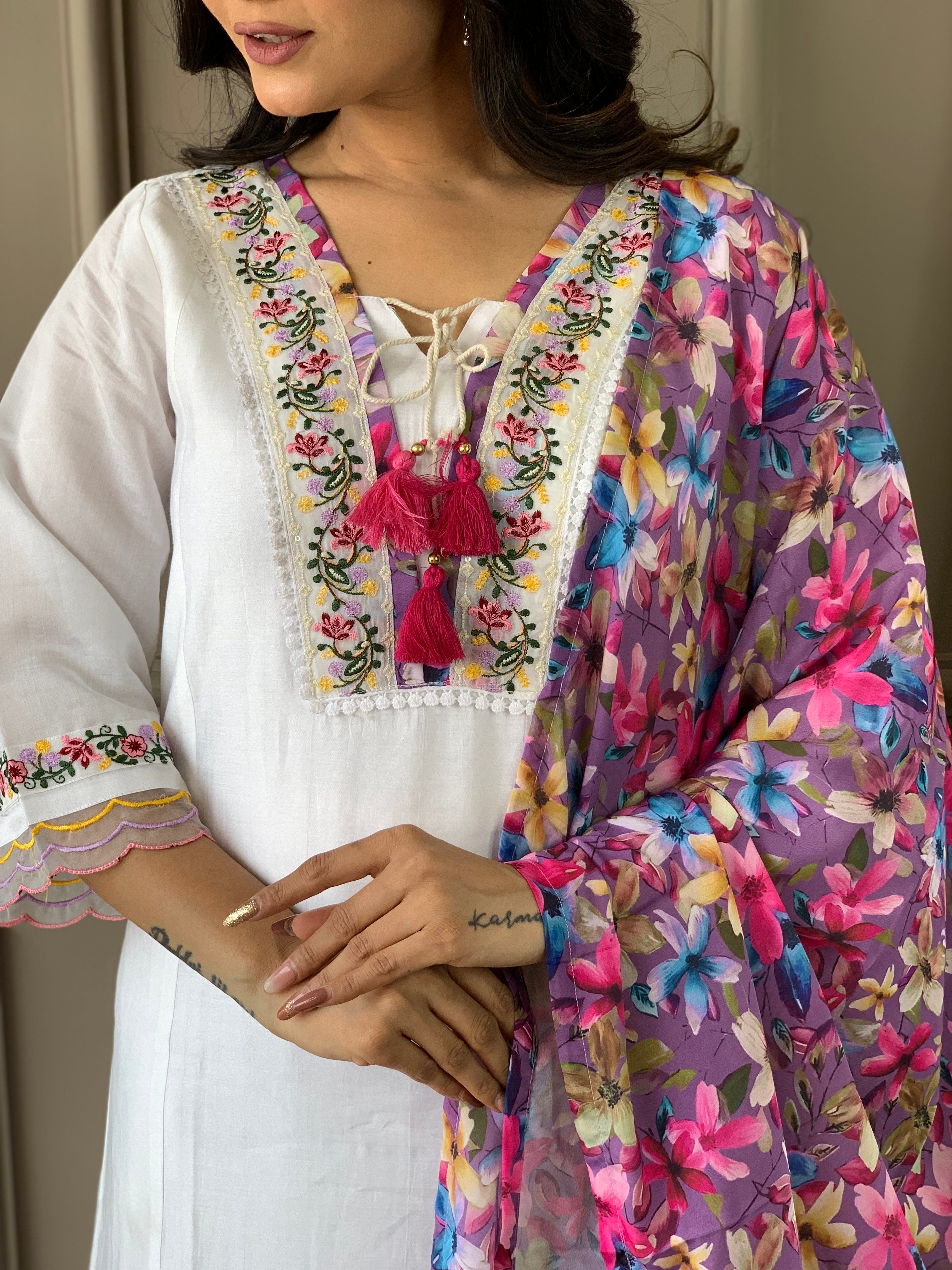 White Chanderi Silk Elegant Kurta Pant Set With Woven Work