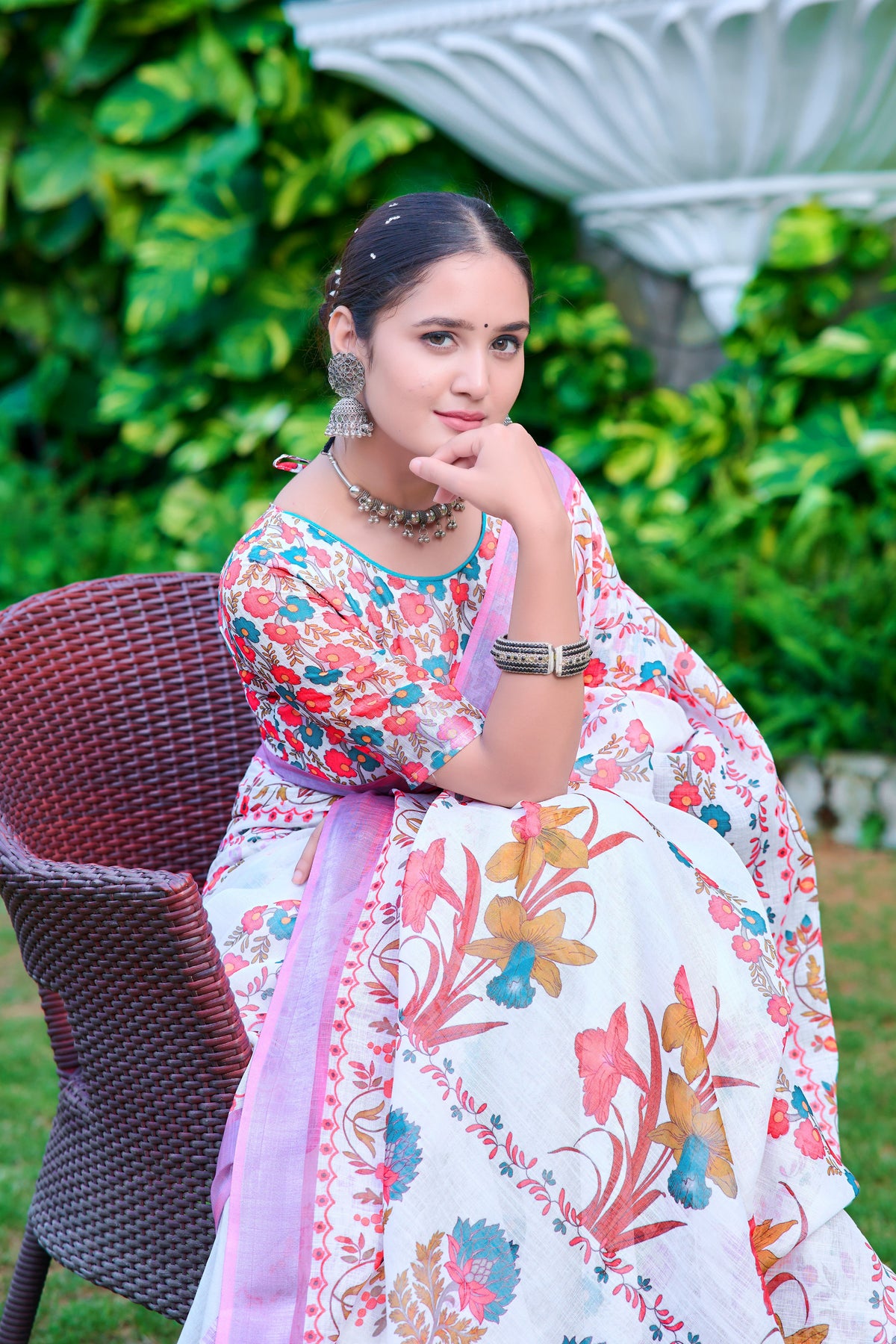 White Linen Cotton Designer Printed Ethnic Festive Saree