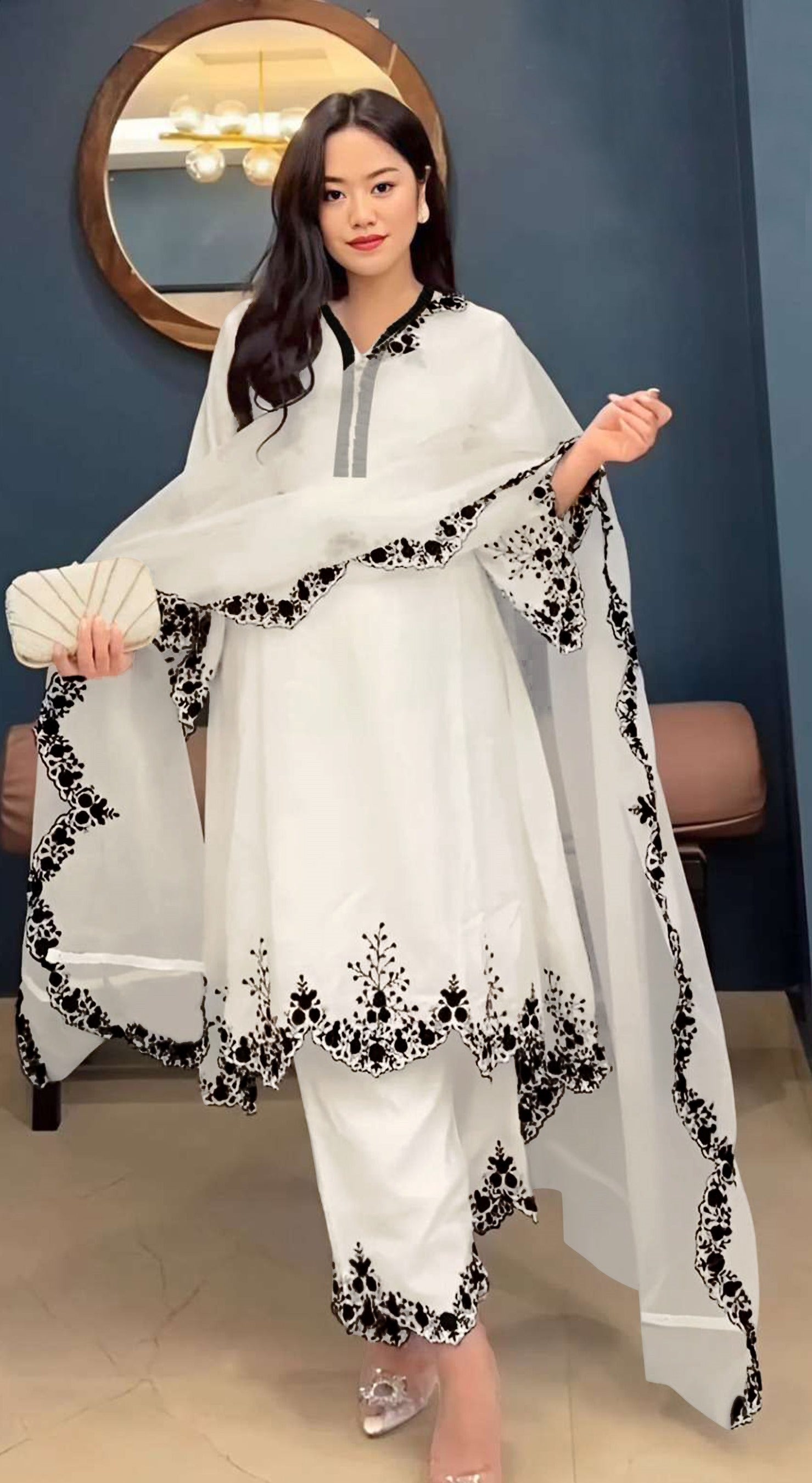 White Pakistani Salwar Suit With Heavy Embroidery Work