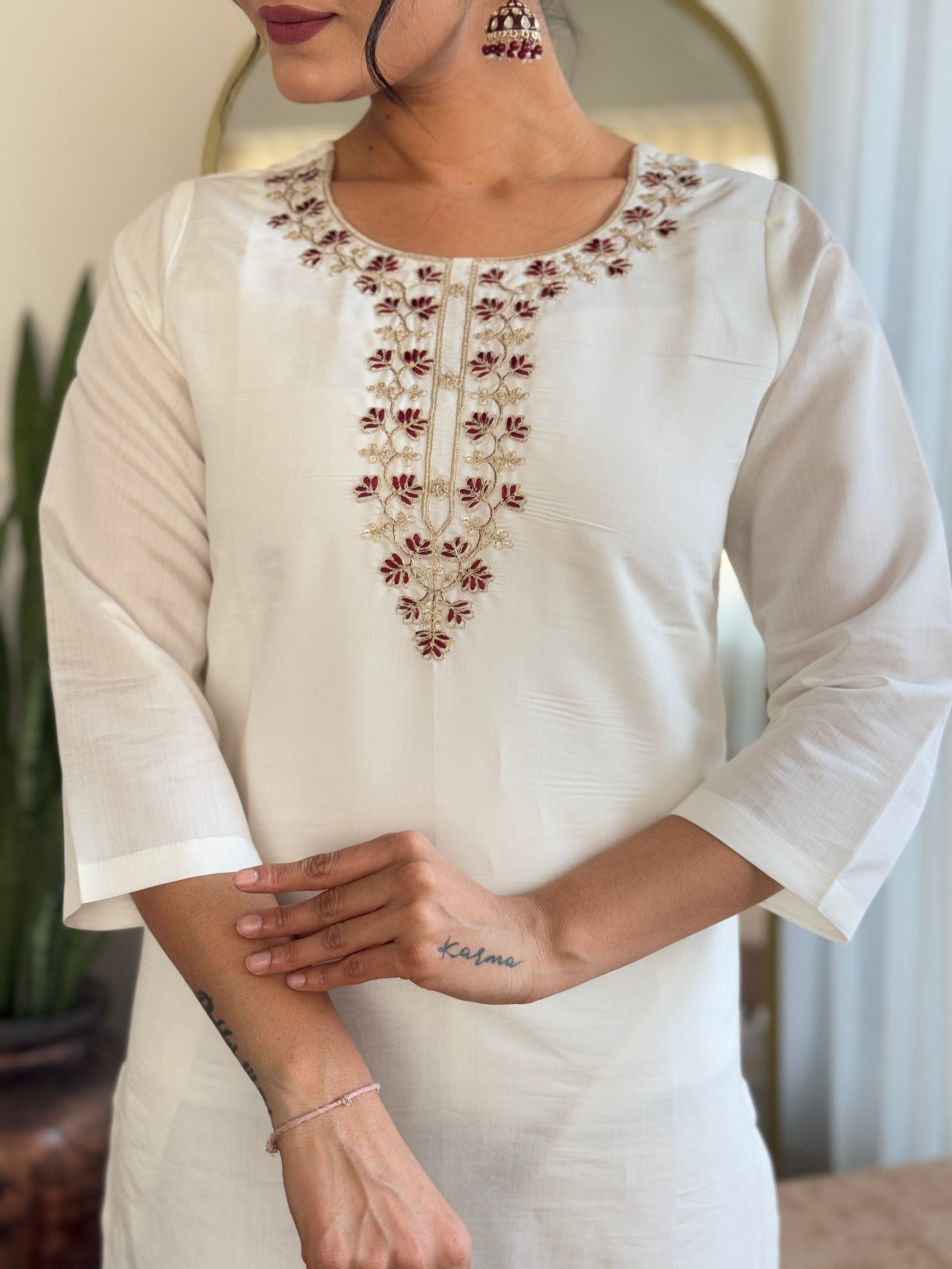 White Roman Silk Elegant Kurta Pant Set With Embroidery Work