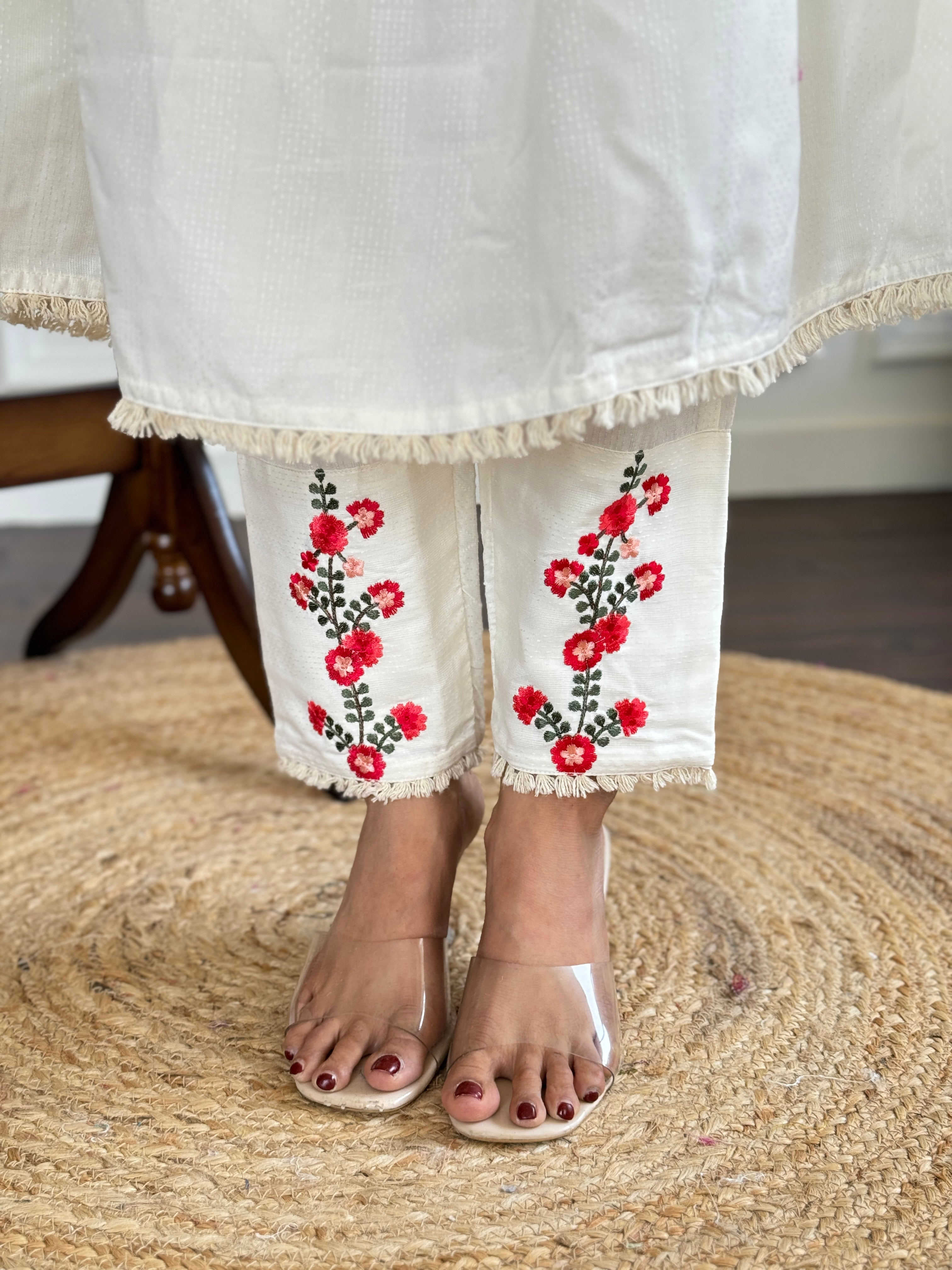 White Viscose Rayon Elegant Kurta Pant Set With Embroidery Work