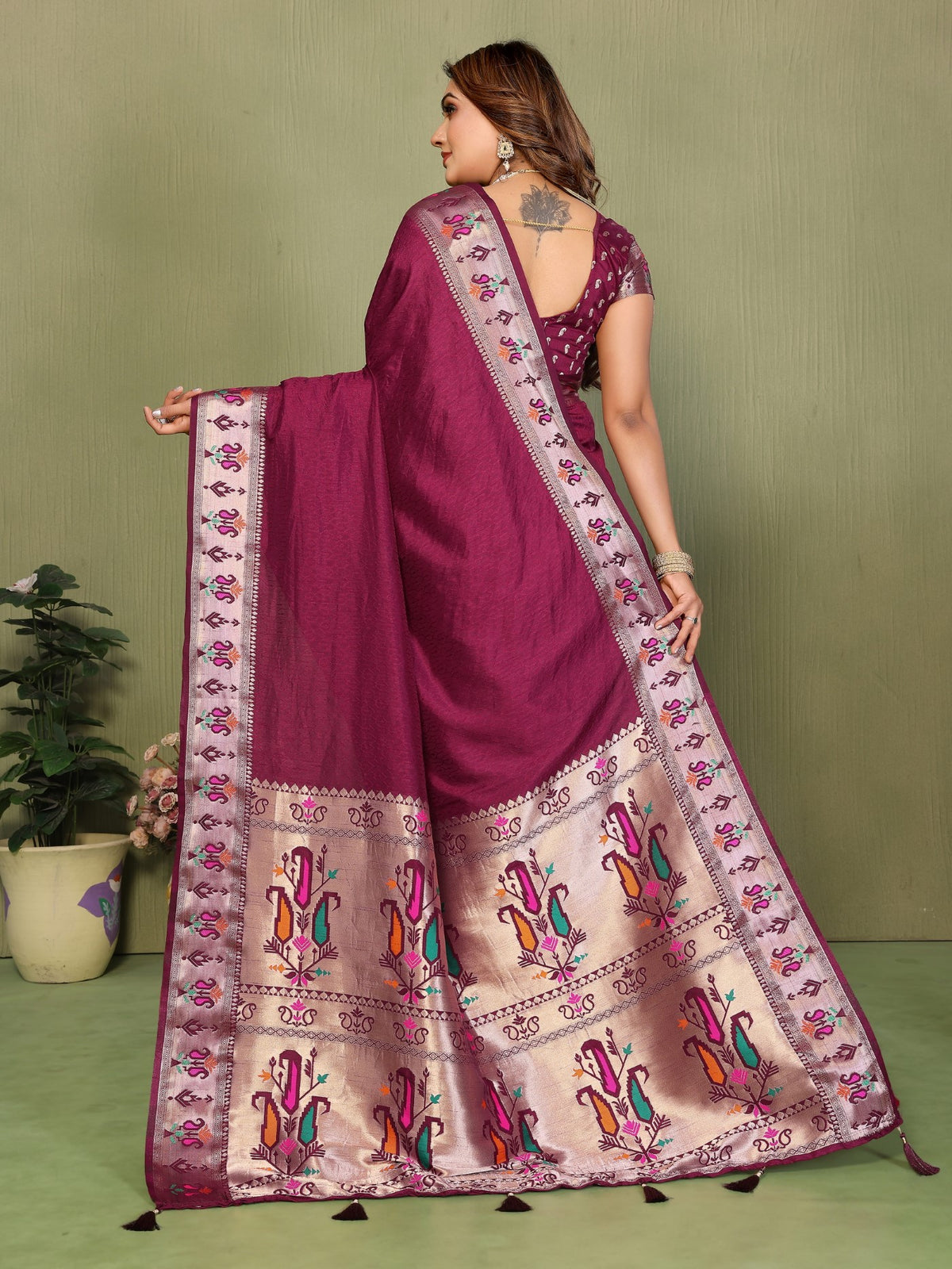 Wine Silk Saree With Classic Weaving