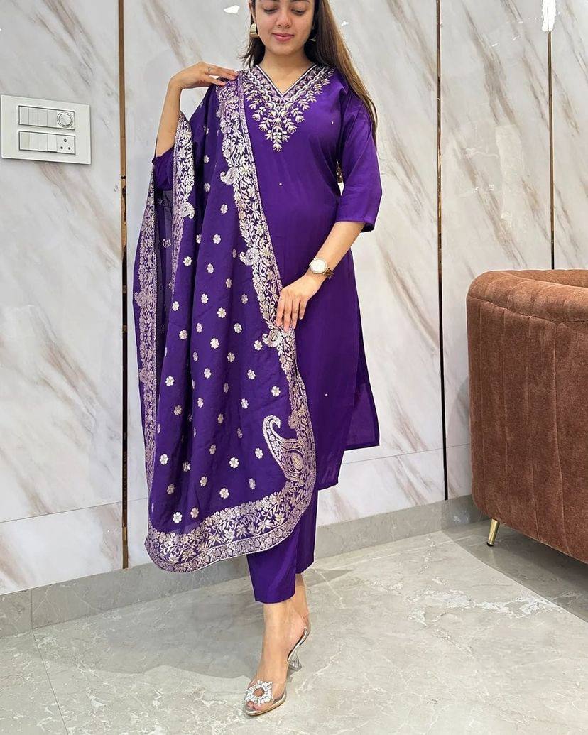 Wine Viscose Chanderi Kurta Pant With Heavy Thread Embroidery