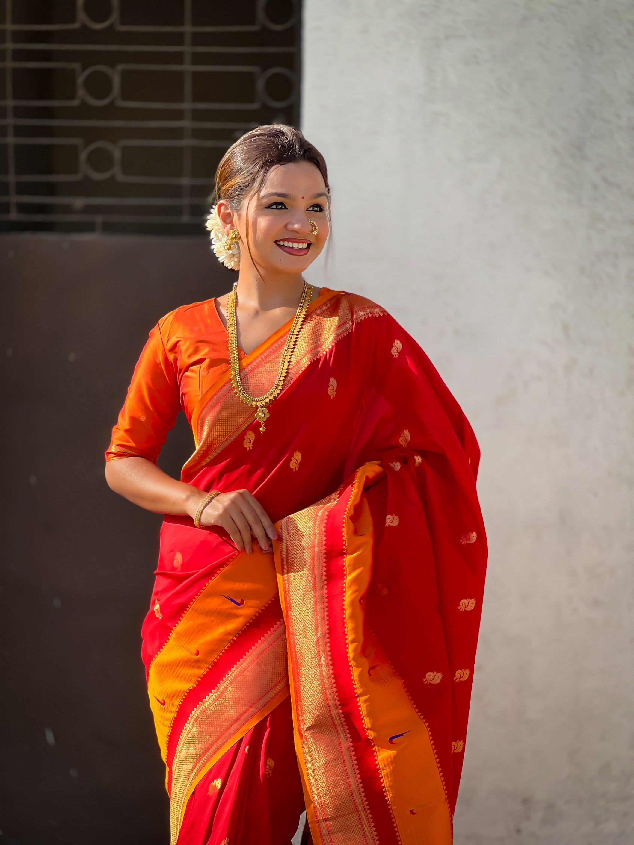 Woven Gold Jari Peacock Designer Red Paithani Silk Ethnic Saree